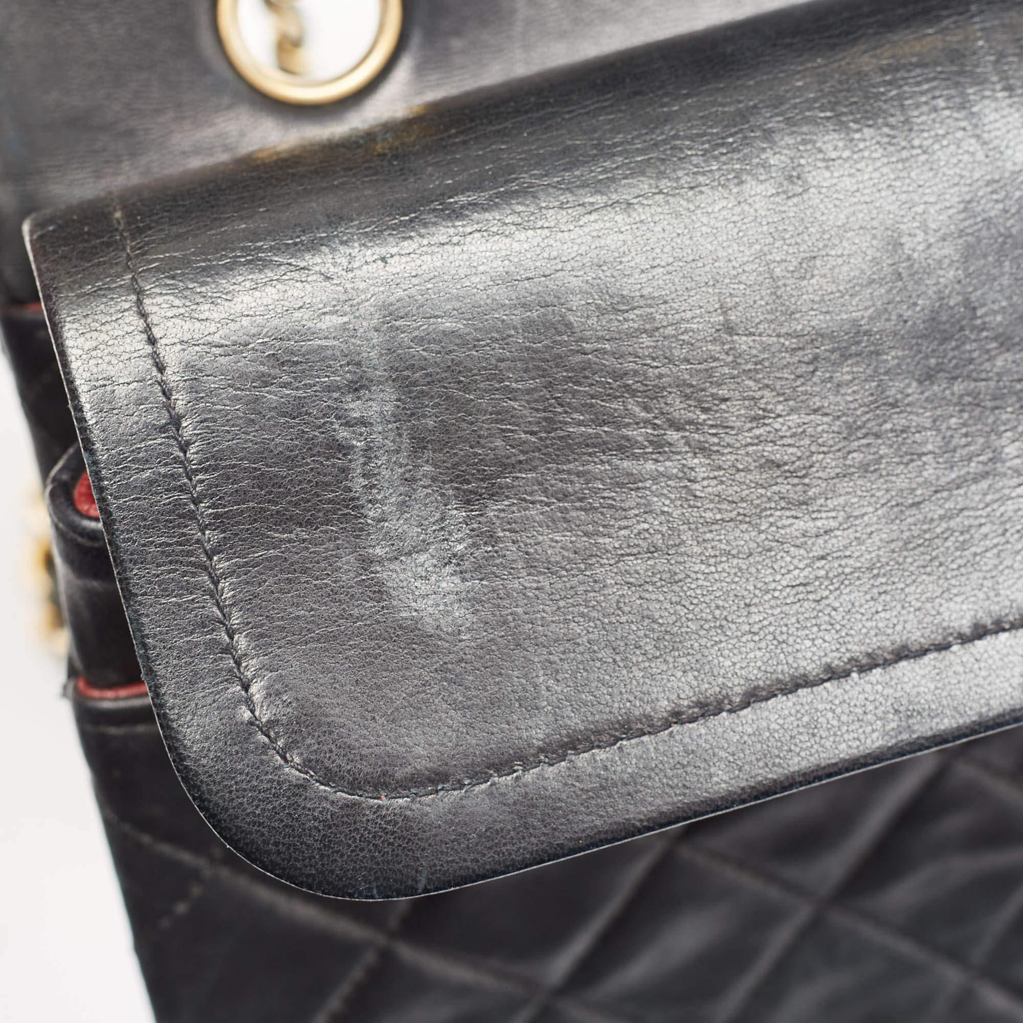 Chanel Schwarz Gestepptes Leder Medium Vintage Classic Double Flap Tasche im Angebot 4