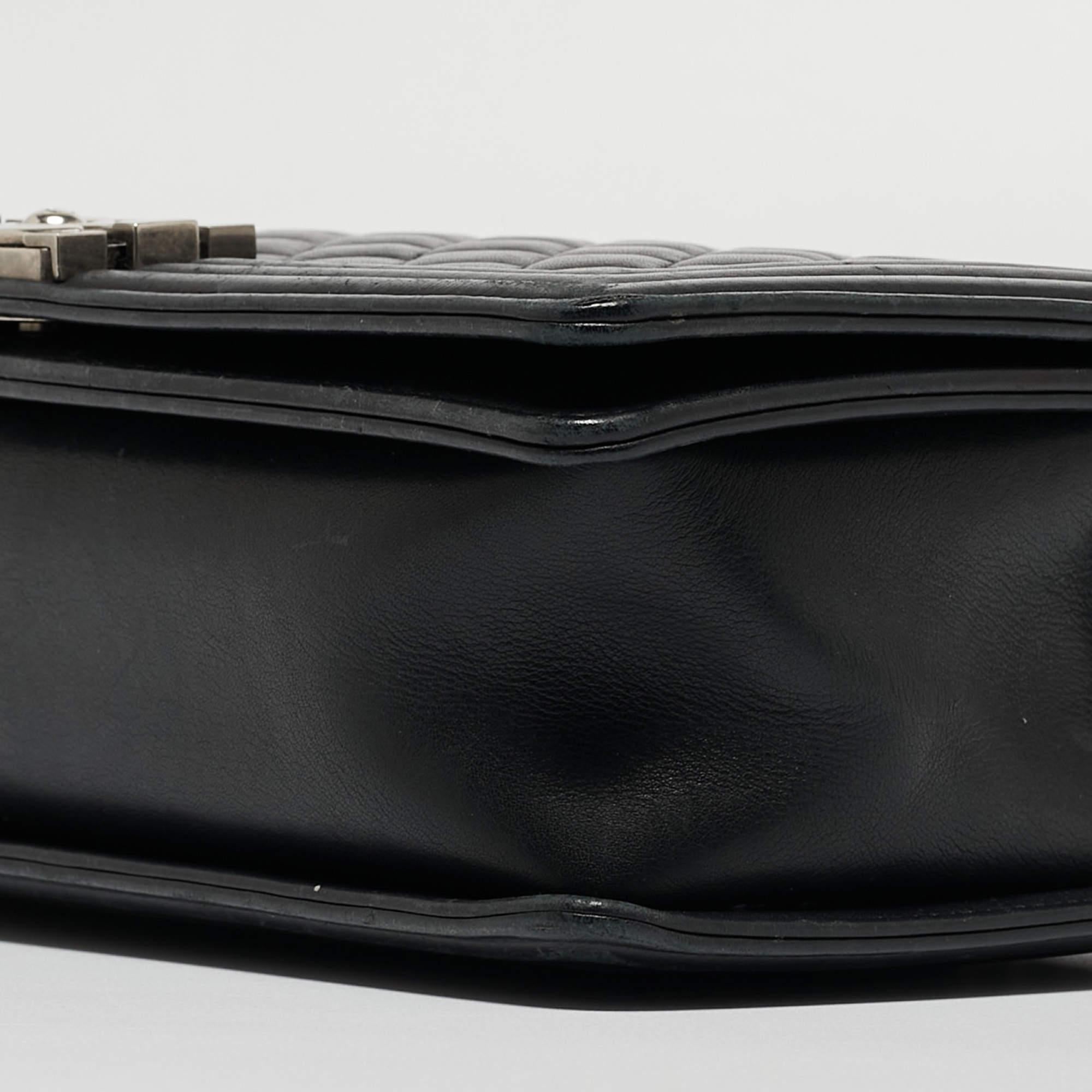 Chanel Black Quilted Leather New Medium Boy Shoulder Bag For Sale 3