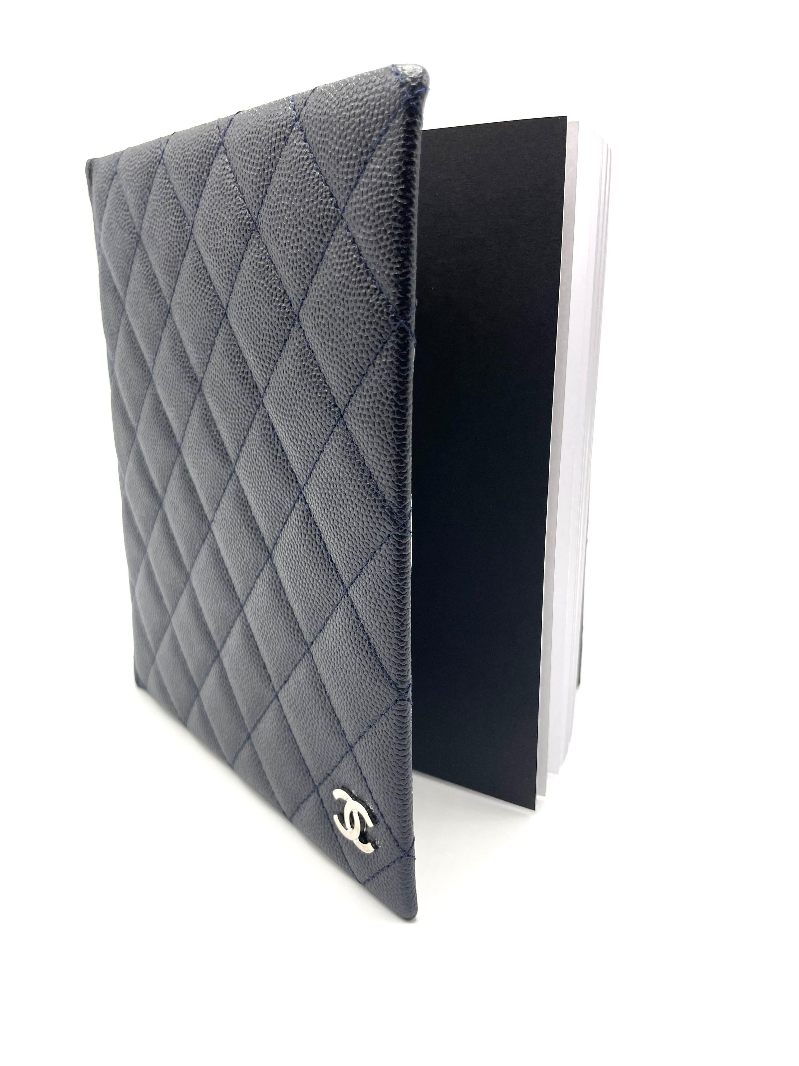 Chanel Black Quilted Leather Note Book  In Good Condition For Sale In Palm Beach, FL