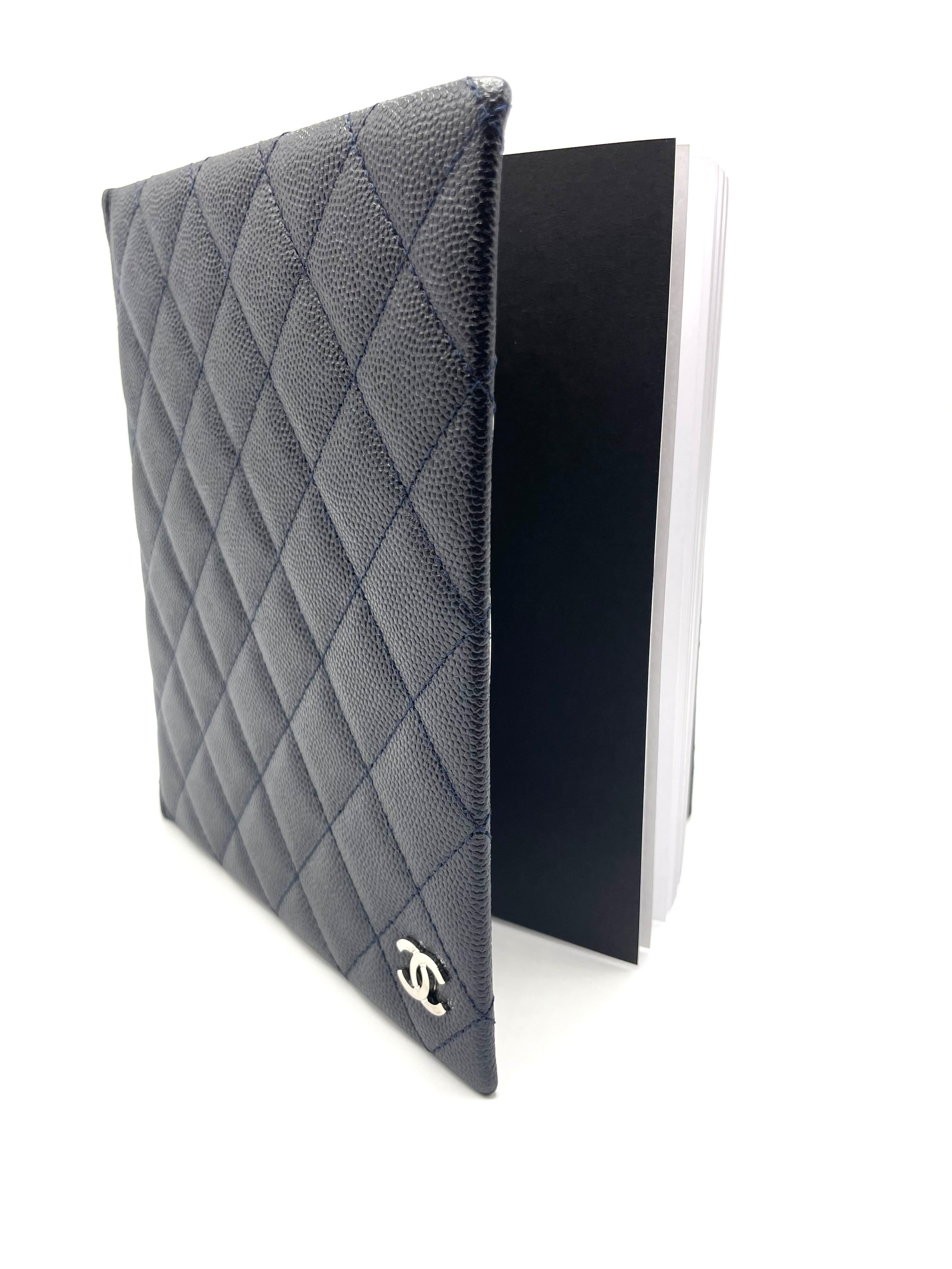 chanel note book