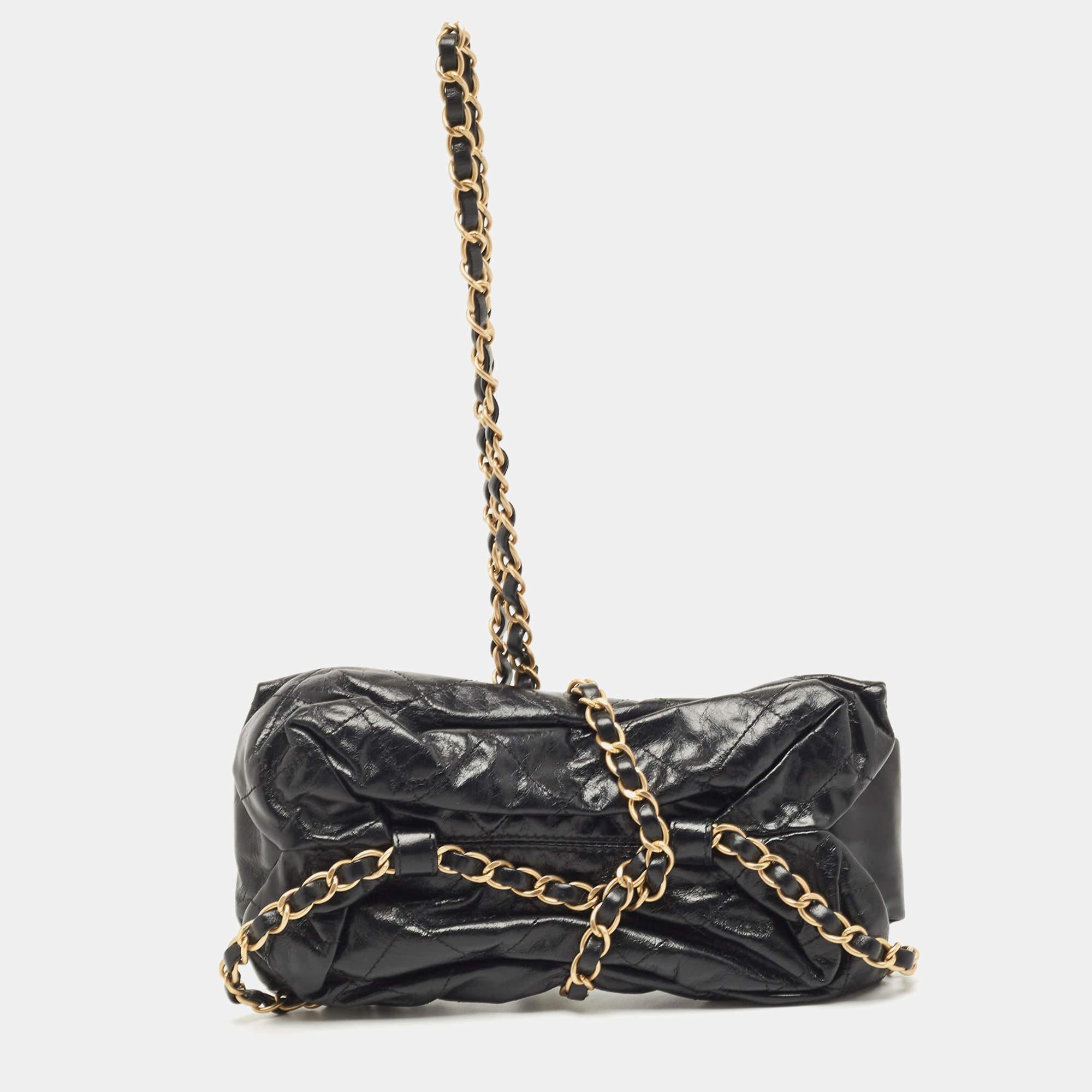 Chanel Black Quilted Leather Paris-Bombay Baluchon Bag In Good Condition In Dubai, Al Qouz 2