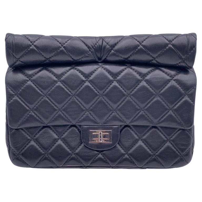 Chanel Black Quilted Leather Reissue Roll 2.55 Clutch Bag For Sale