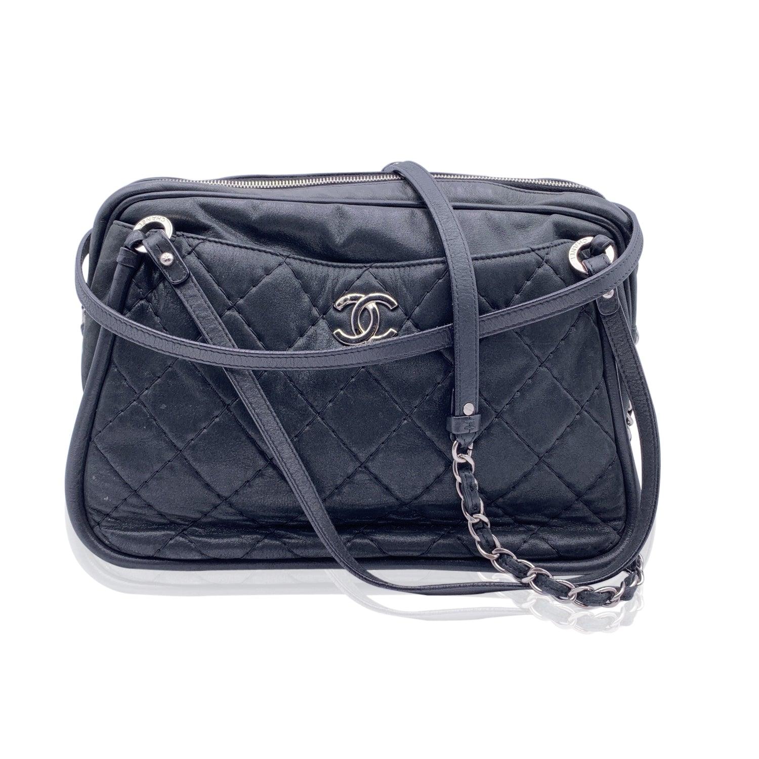 Chanel Black Quilted Leather Relax CC Camera Shoulder Bag For Sale 3