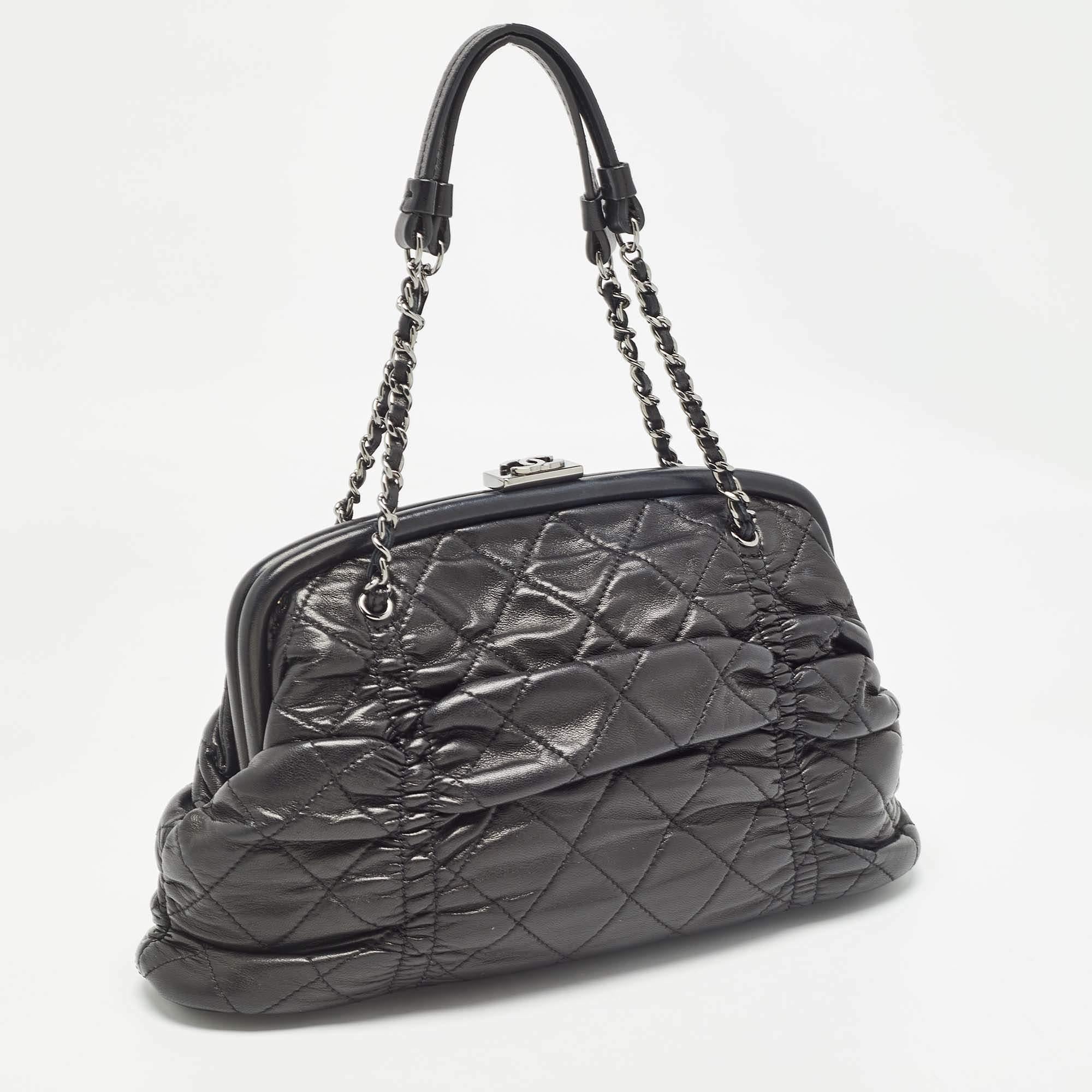 Chanel Black Quilted Leather Sharpei Frame Bag In Good Condition In Dubai, Al Qouz 2