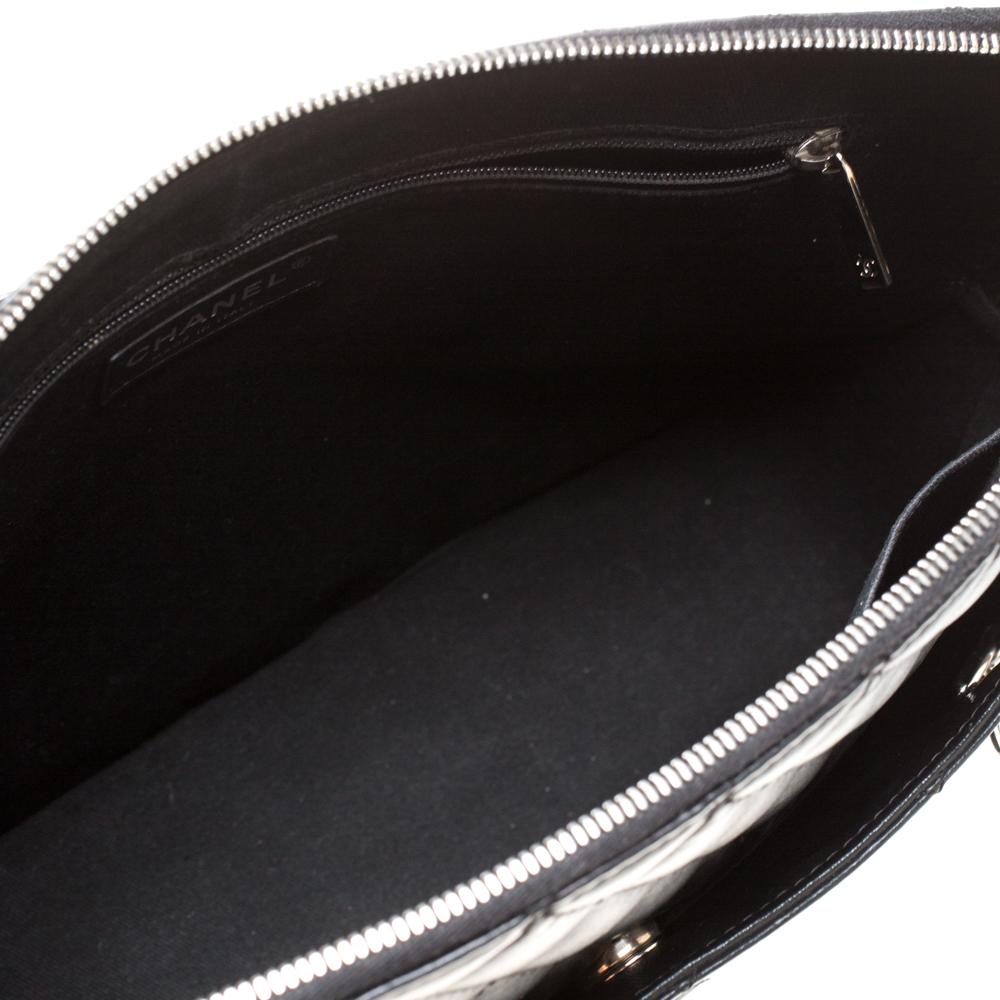 Chanel Black Quilted Leather Shoulder Bag 1
