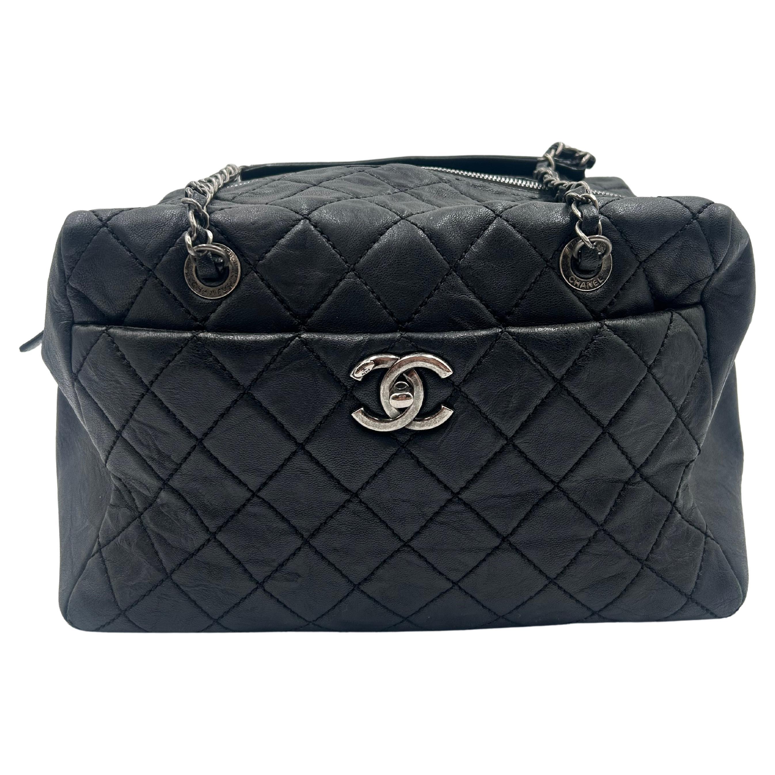 Chanel Black Quilted Leather Silver Hardware Bag 2016 en vente
