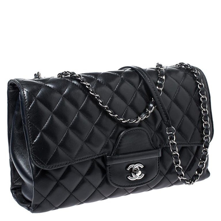 Chanel Black Quilted Leather Single Flap Bag For Sale at 1stdibs