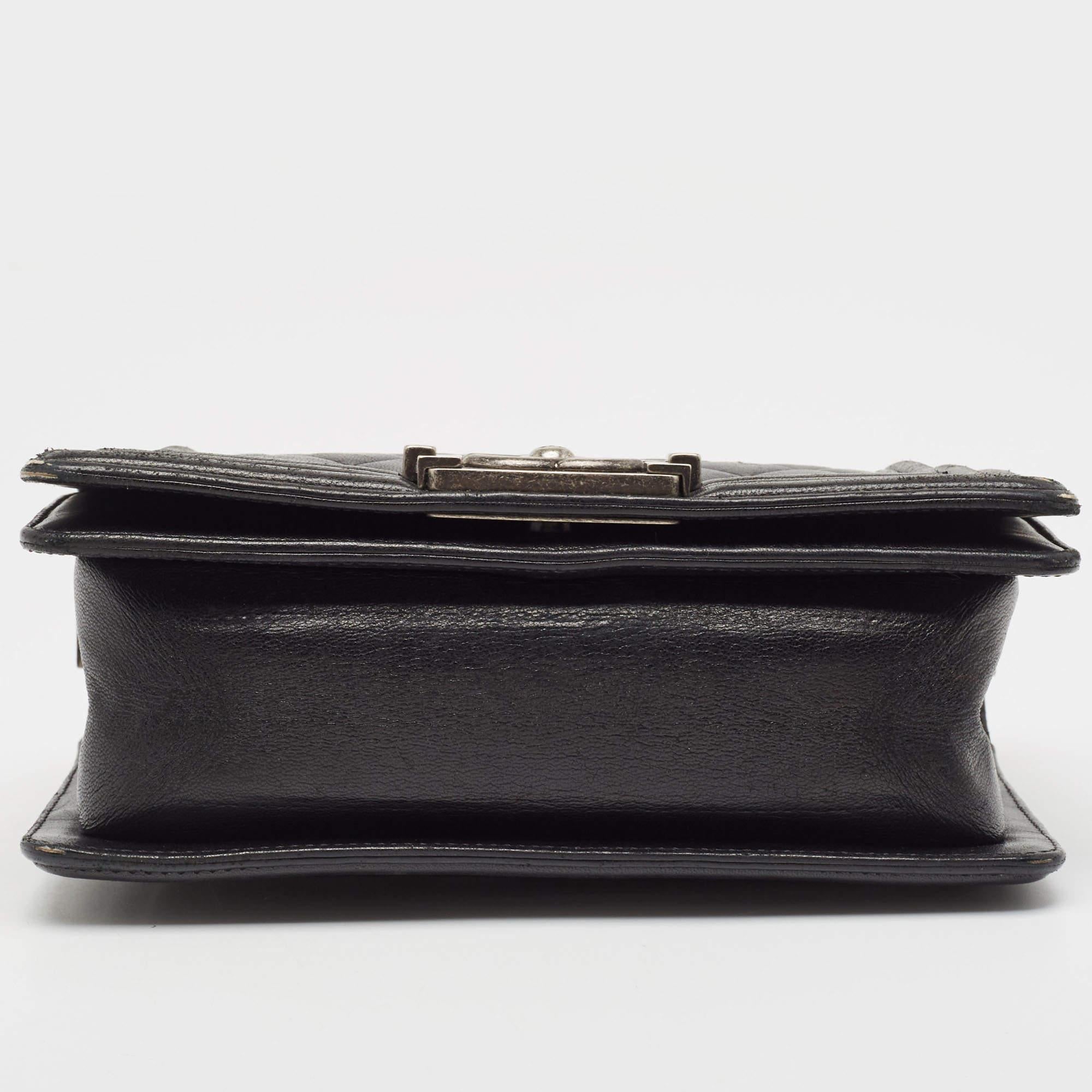 Chanel Black Quilted Leather Small Boy Bag In Fair Condition In Dubai, Al Qouz 2