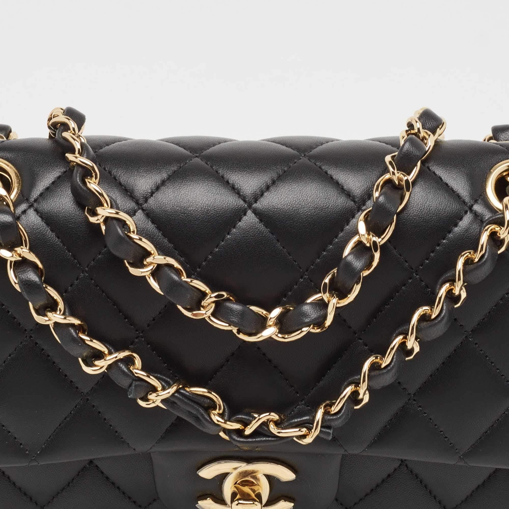 Chanel Black Quilted Leather Small Classic Double Flap Bag In Excellent Condition In Dubai, Al Qouz 2
