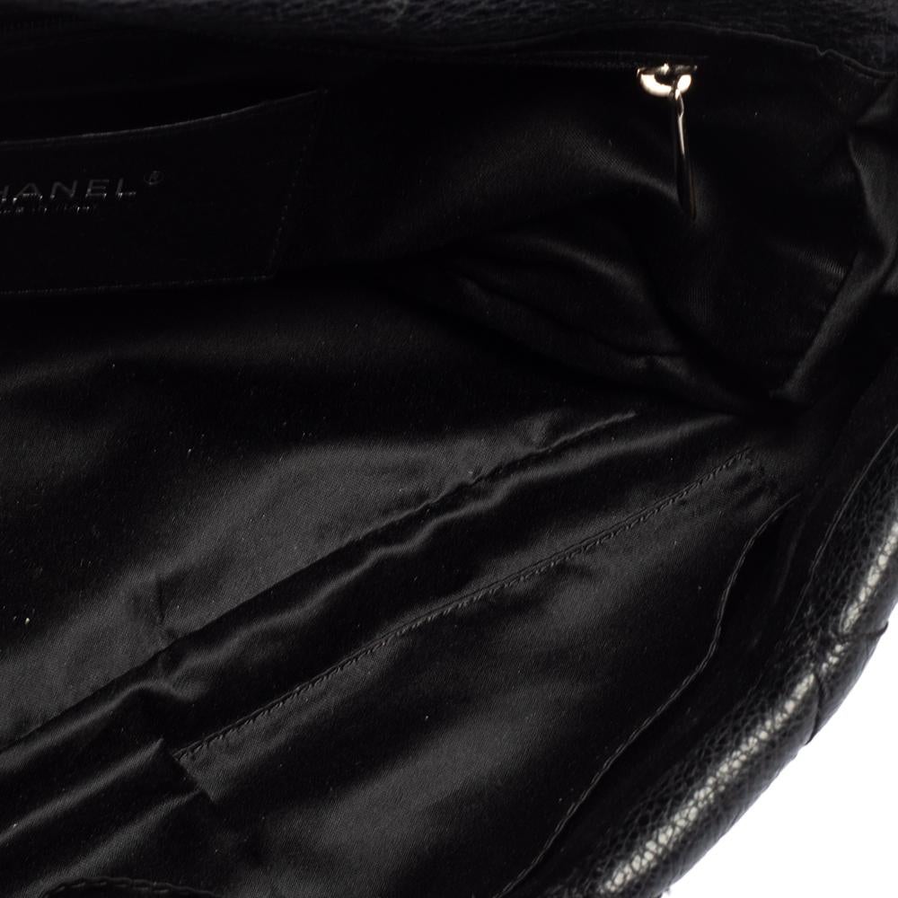 Chanel Black Quilted Leather Small On the Road Flap Bag In Good Condition In Dubai, Al Qouz 2