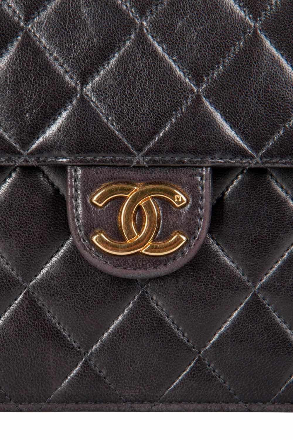 Chanel Black Quilted Leather Small Vintage Classic Single Flap Bag 2