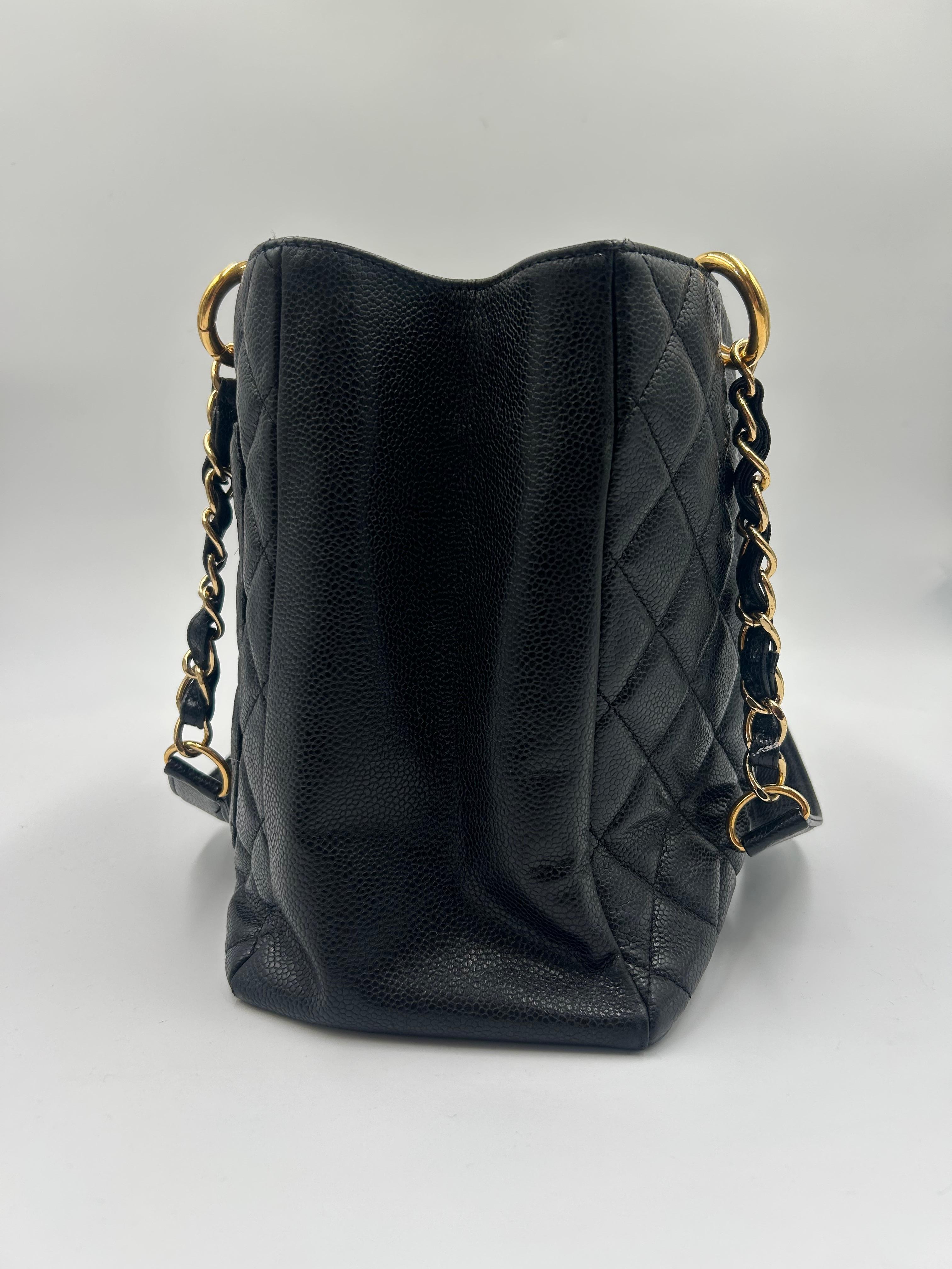 Noir Chanel - Sac à main en cuir matelassé noir 2008 en vente