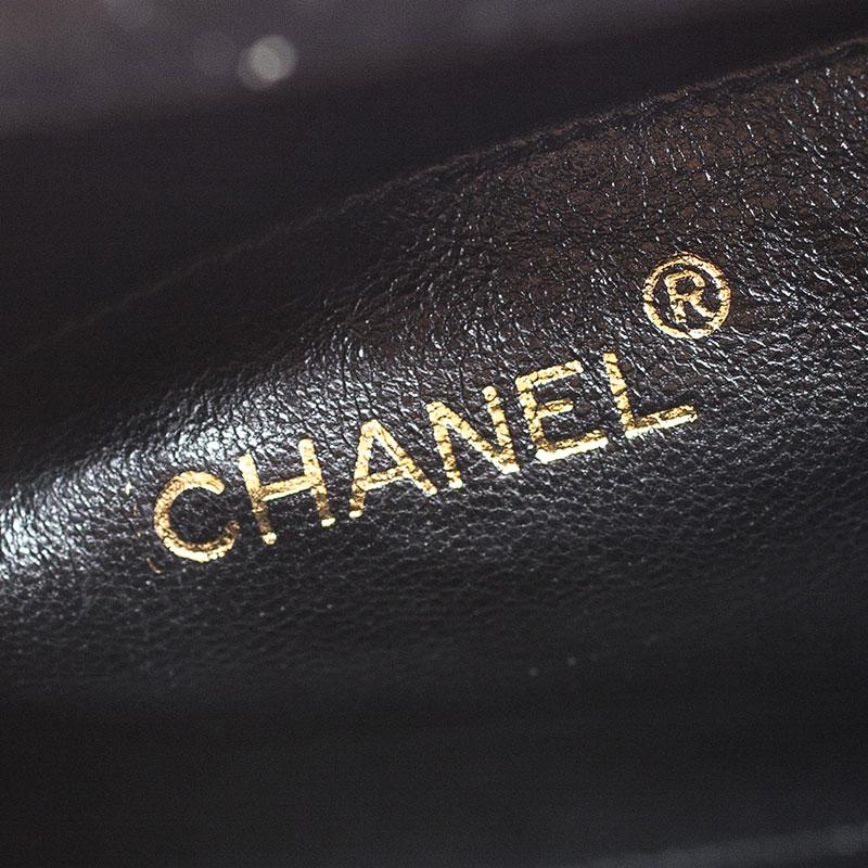 Chanel Black Quilted Leather Vintage Box Bag 6