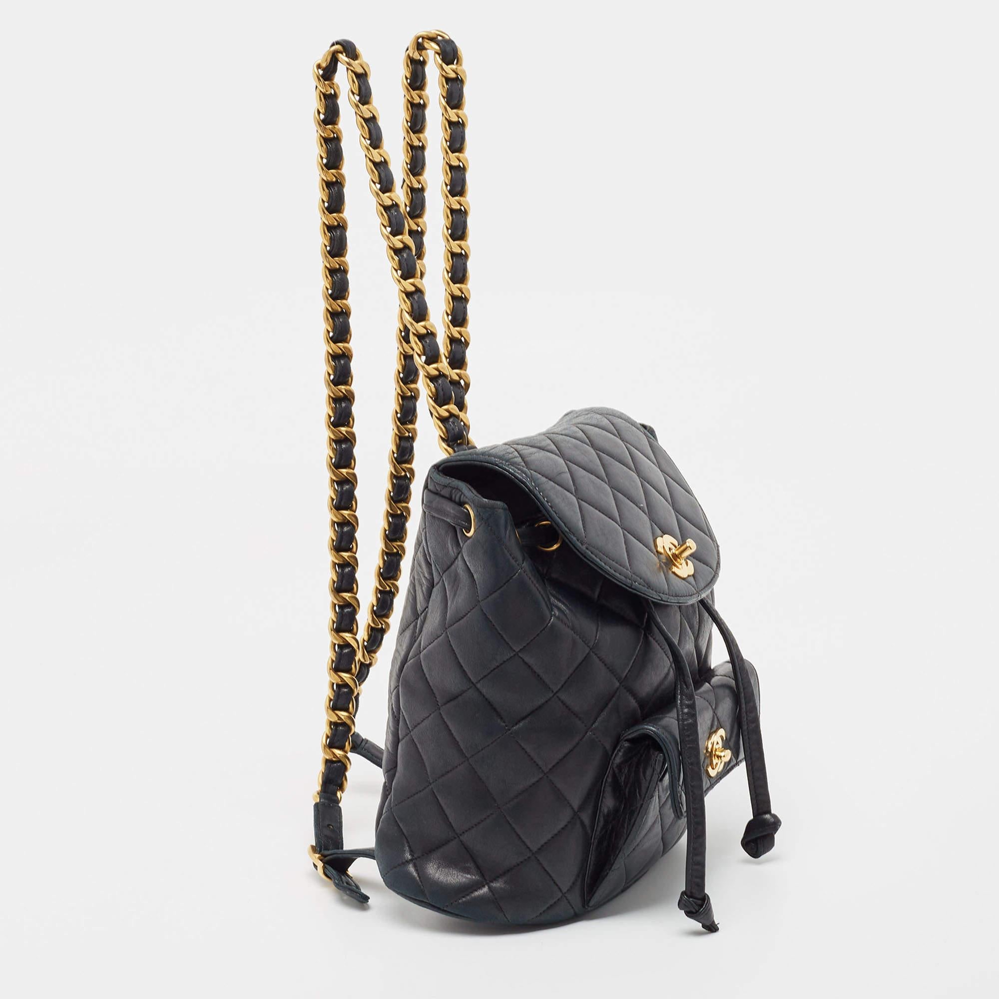 Women's Chanel Black Quilted Leather Vintage Duma Backpack For Sale