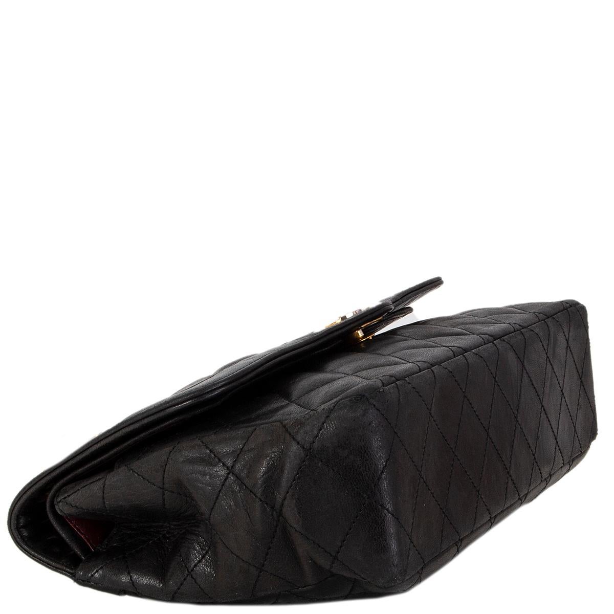 Women's CHANEL black quilted leather VINTAGE FLAP Shoulder Bag