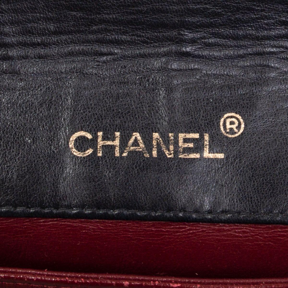 CHANEL black quilted leather VINTAGE TRAPEZE Flap Shoulder Bag 3
