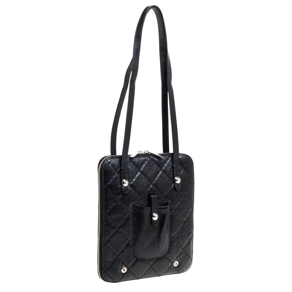 Women's Chanel Black Quilted Leather Zip Around Bag