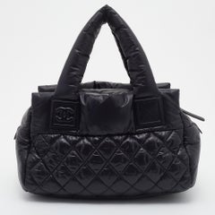 Chanel - Fourre-tout Coco Cocoon en nylon matelassé noir