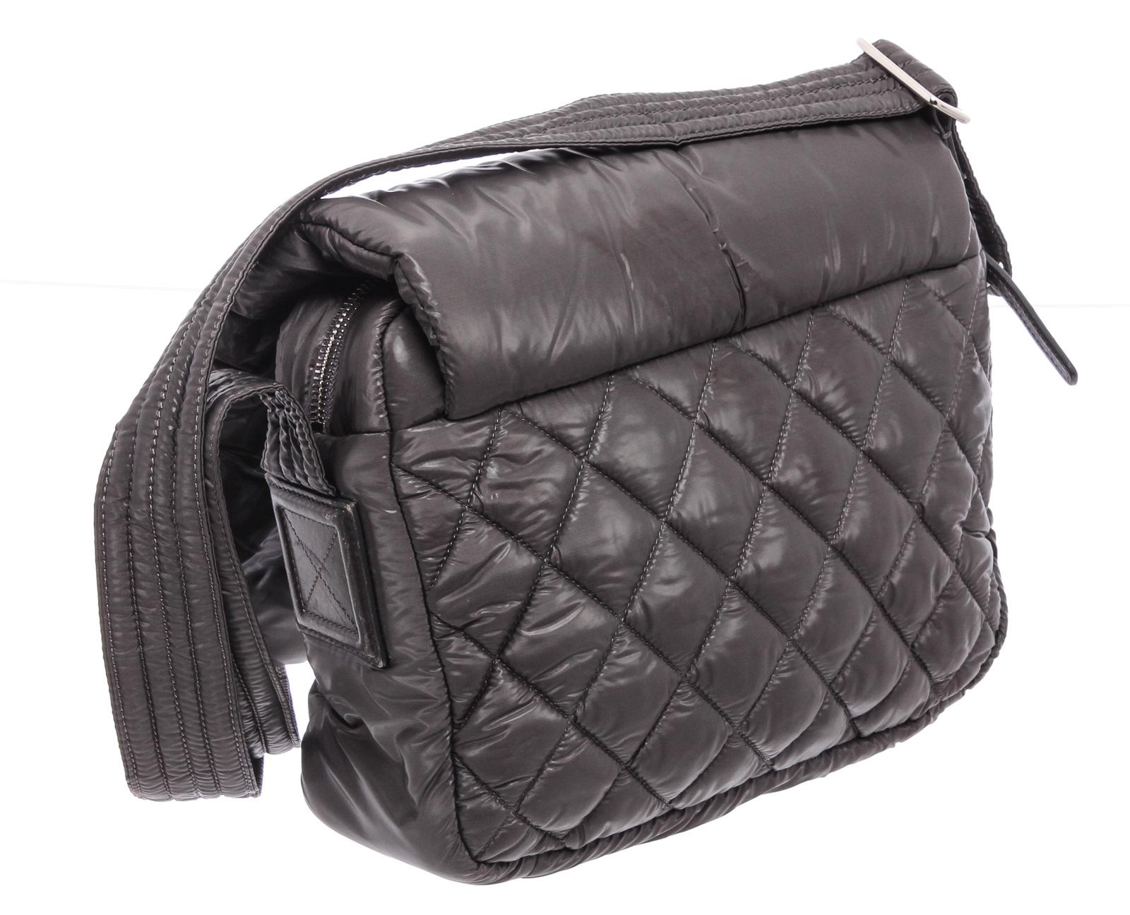 Chanel Black Quilted Nylon Medium Coco Cocoon Messenger Bag  In Good Condition In Irvine, CA