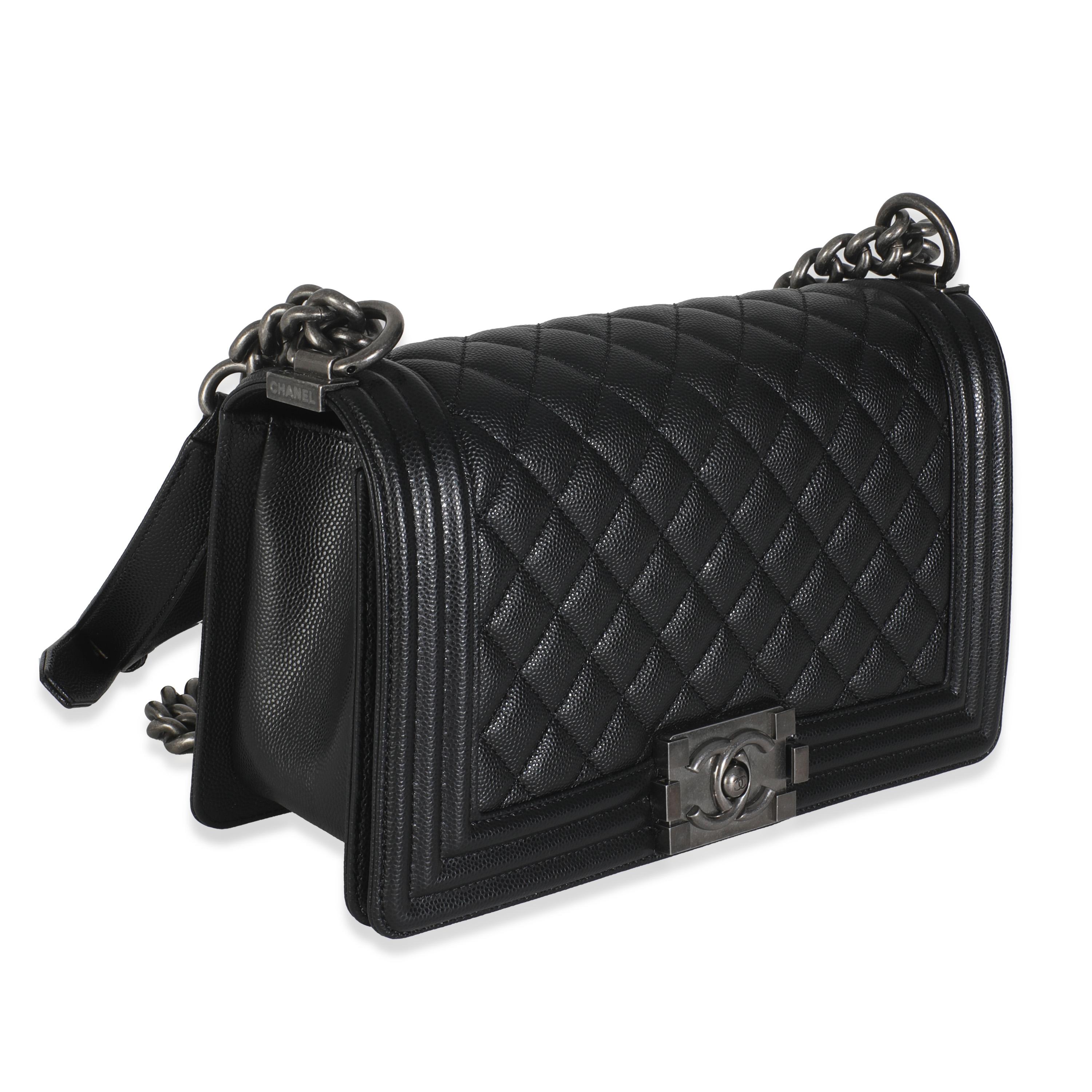 Noir Chanel Black Quilted Old Medium Boy Bag en vente