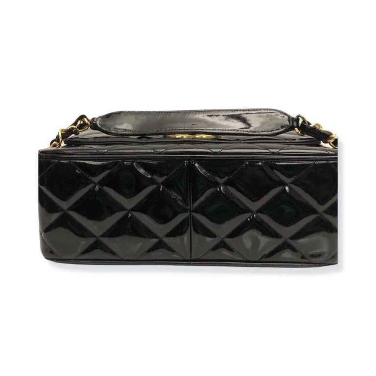Women's or Men's Chanel Black Quilted Patent Big CC Turn-lock Flap Shoulder Bag  For Sale