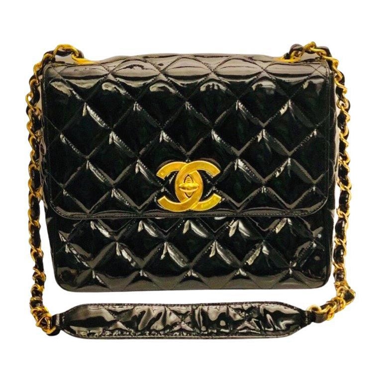 Chanel Black Quilted Patent Big CC Turn-lock Flap Shoulder Bag en vente