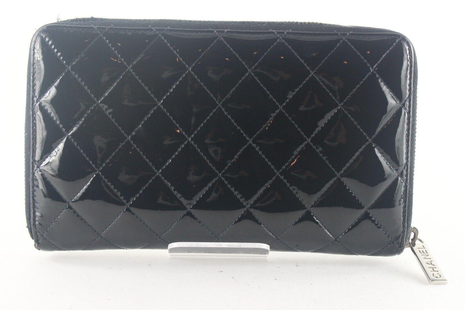 Women's CHANEL Black Quilted Patent Large Zippy Wallet Organizer 2CCS82K