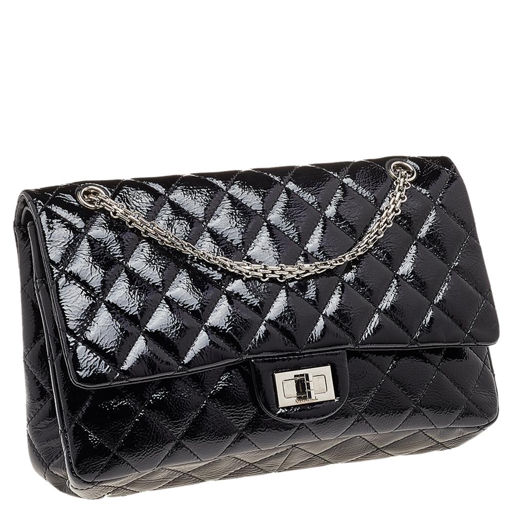 Chanel Black Quilted Patent Leather 2.55 Reissue 227 Double Flap Bag In Good Condition In Dubai, Al Qouz 2