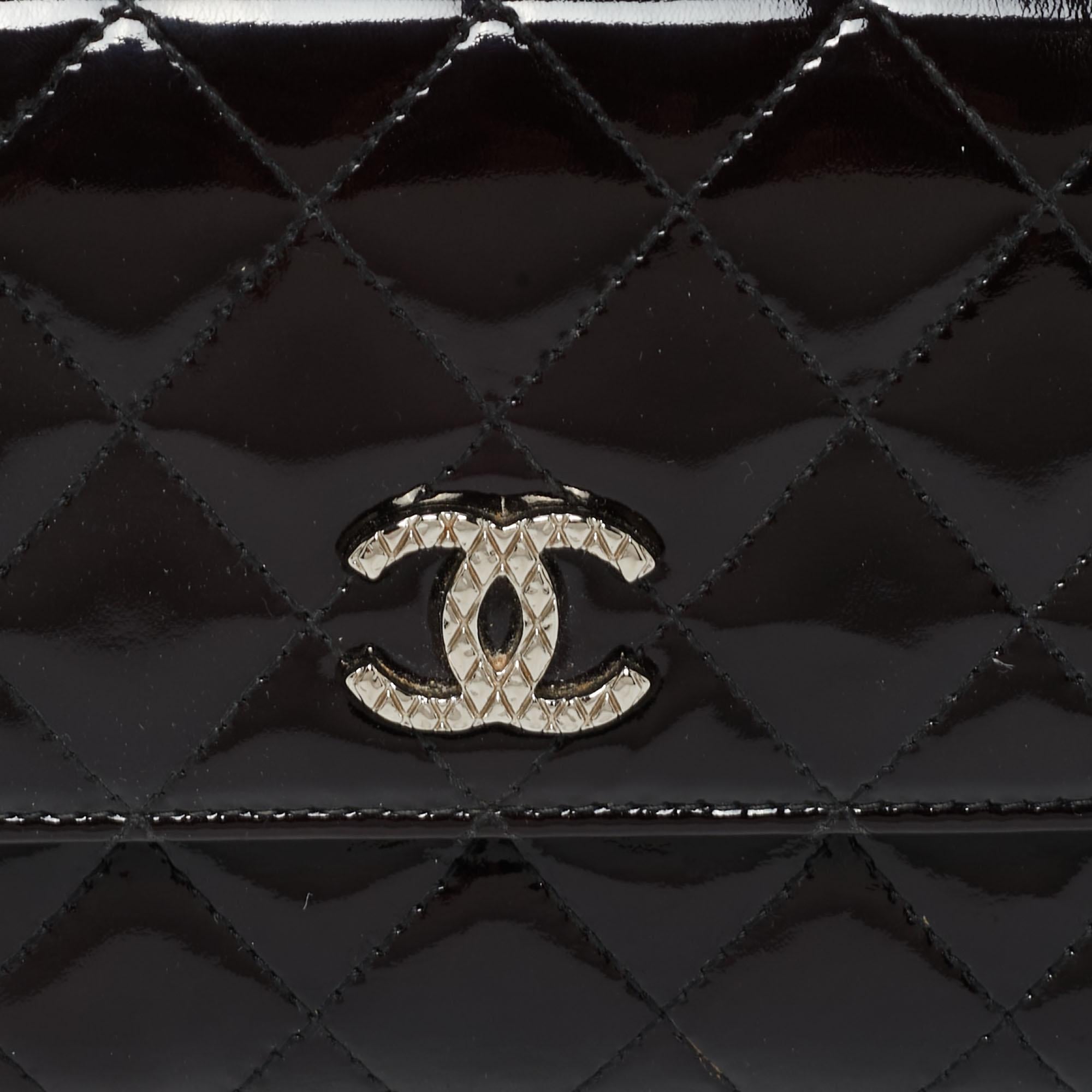 Chanel Black Quilted Patent Leather CC Continental Wallet 8