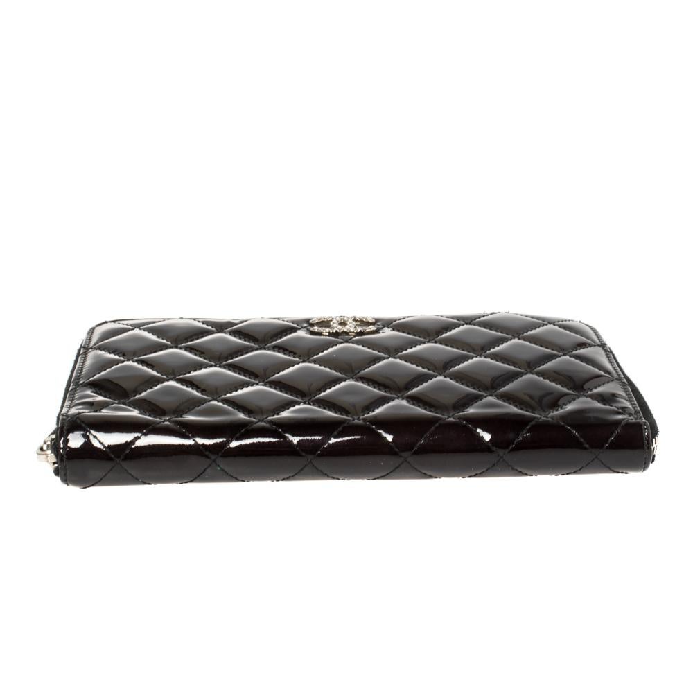 Women's Chanel Black Quilted Patent Leather CC Zip Around Wallet Organizer