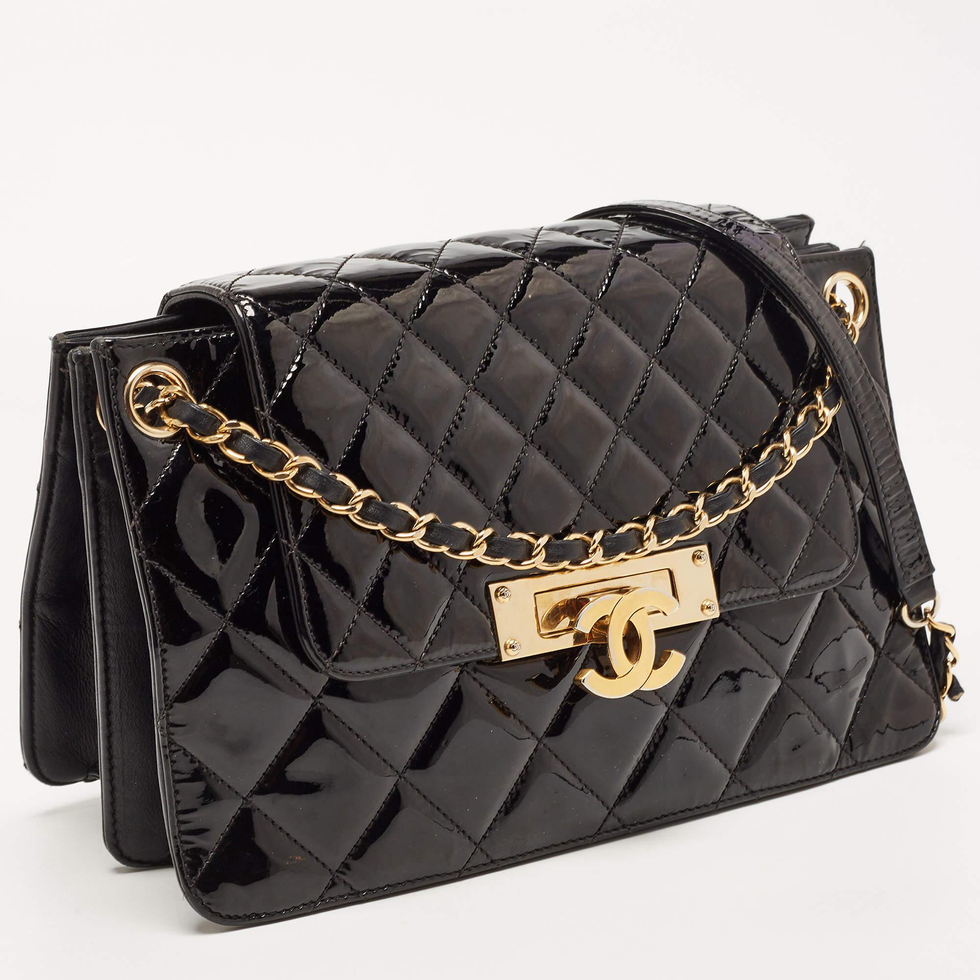 Chanel Black Quilted Patent Leather Golden Class Accordion Flap Bag In Good Condition In Dubai, Al Qouz 2