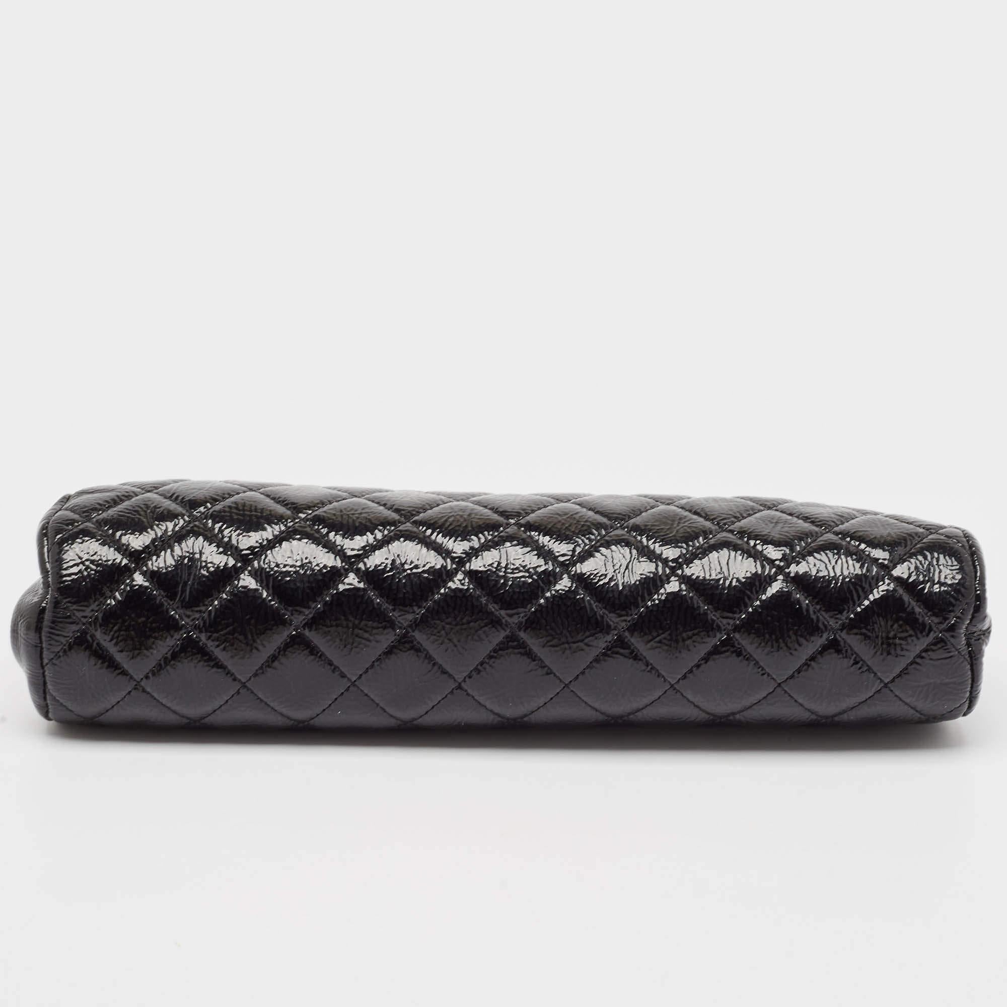 Chanel Black Quilted Patent Leather Kiss Lock Clutch 3