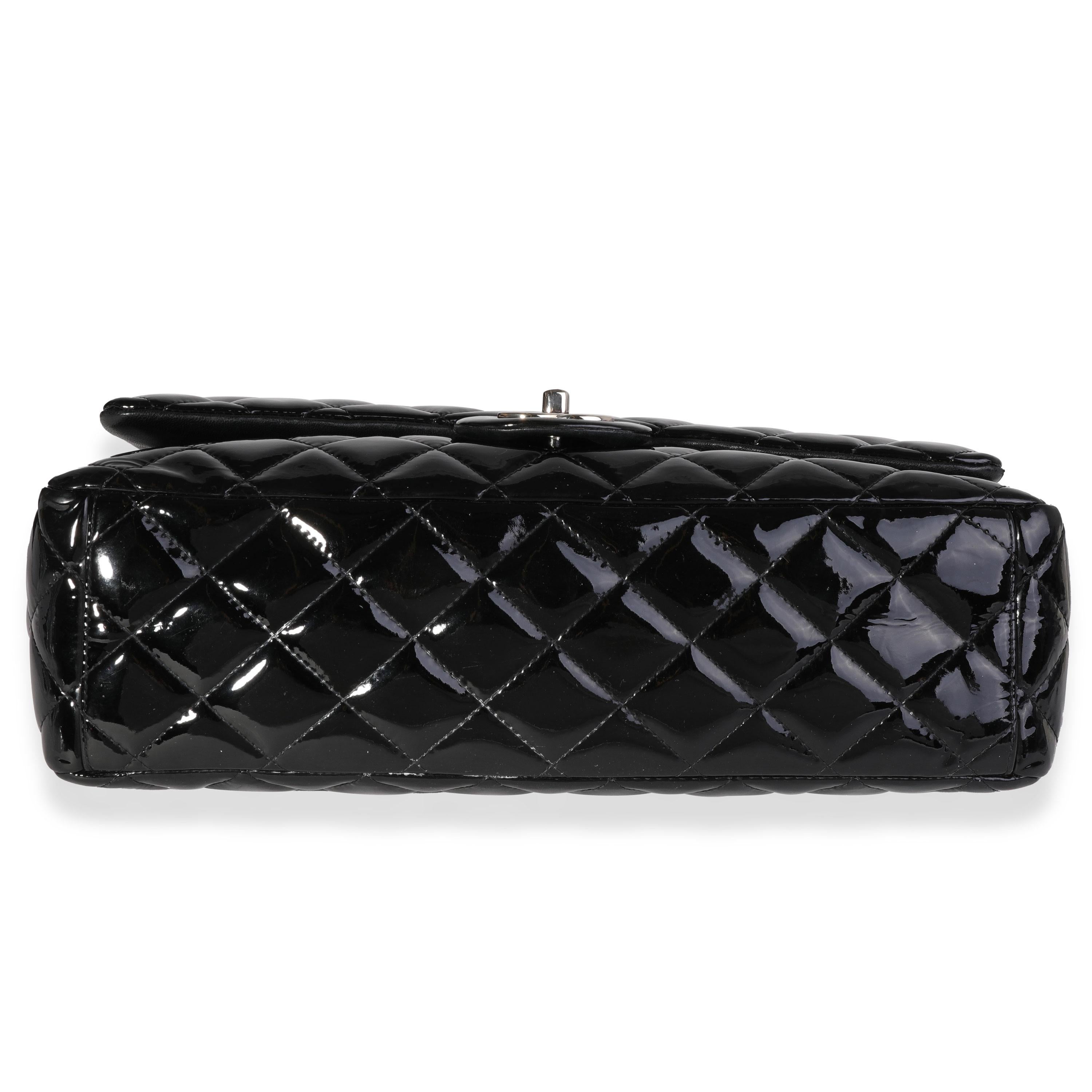 Chanel Black Quilted Patent Leather Maxi Classic Double Flap Bag For Sale 4