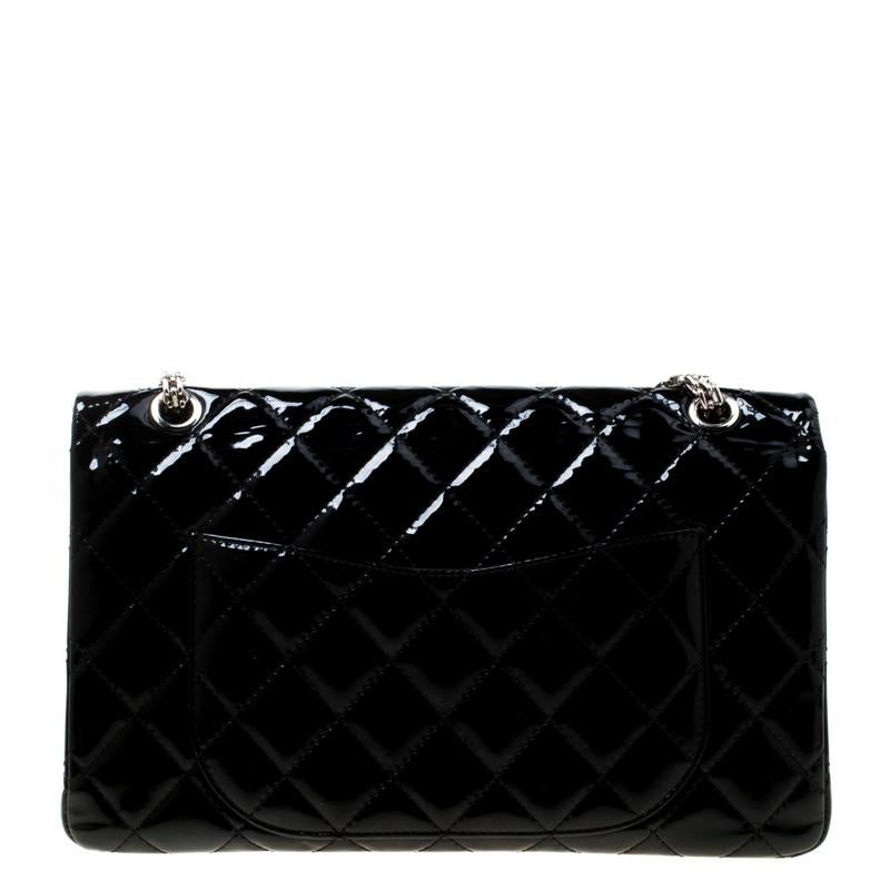 Chanel Black Quilted Patent Leather Reissue 227 Flap Bag In Good Condition In Dubai, Al Qouz 2