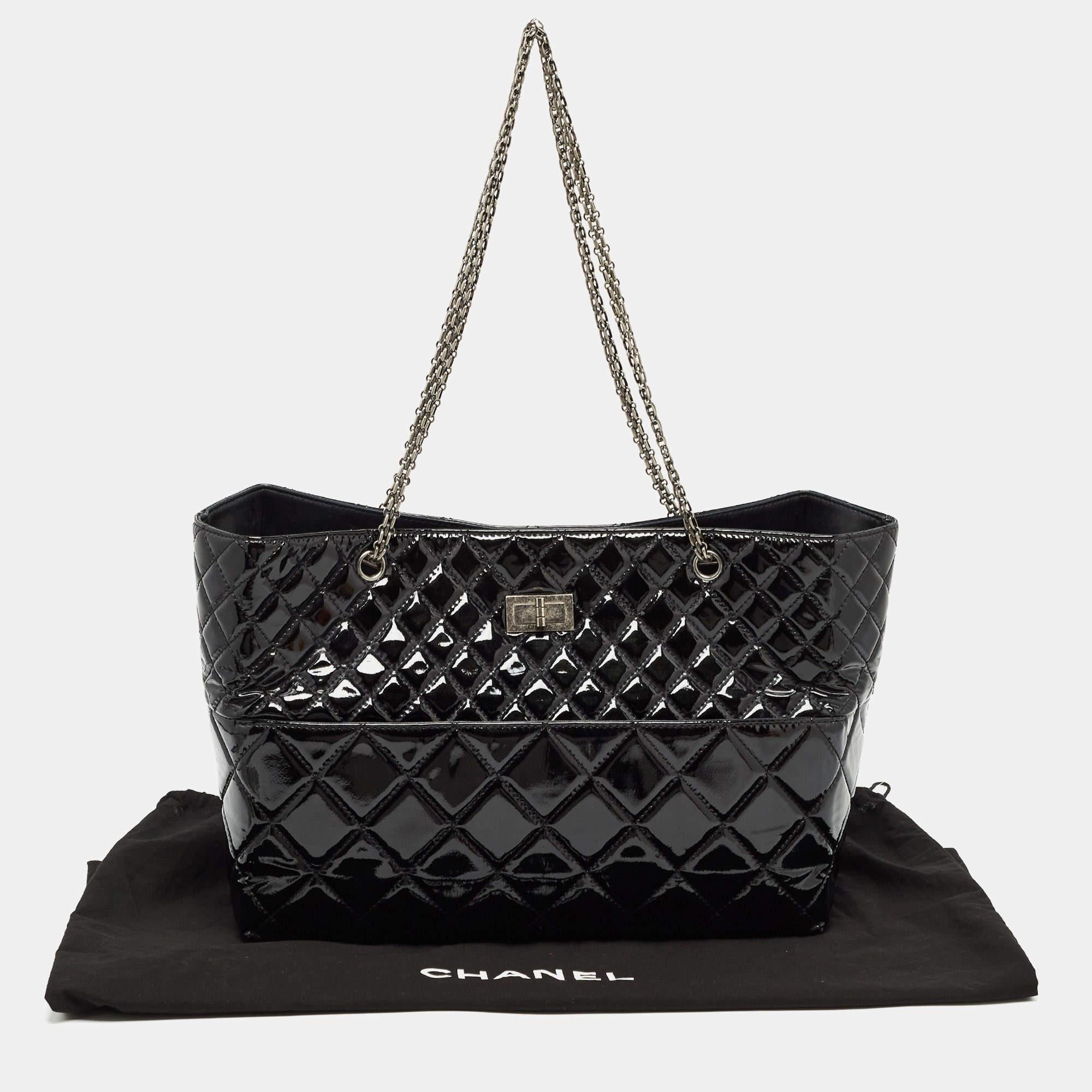 Chanel Black Quilted Patent Leather Reissue East West Tote For Sale 2