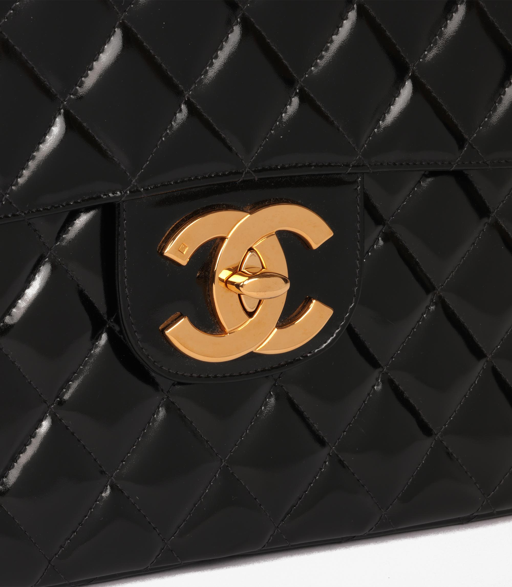 Chanel Black Quilted Patent Leather Vintage Jumbo XL Classic Single Flap Bag en Excelente estado para la venta en Bishop's Stortford, Hertfordshire
