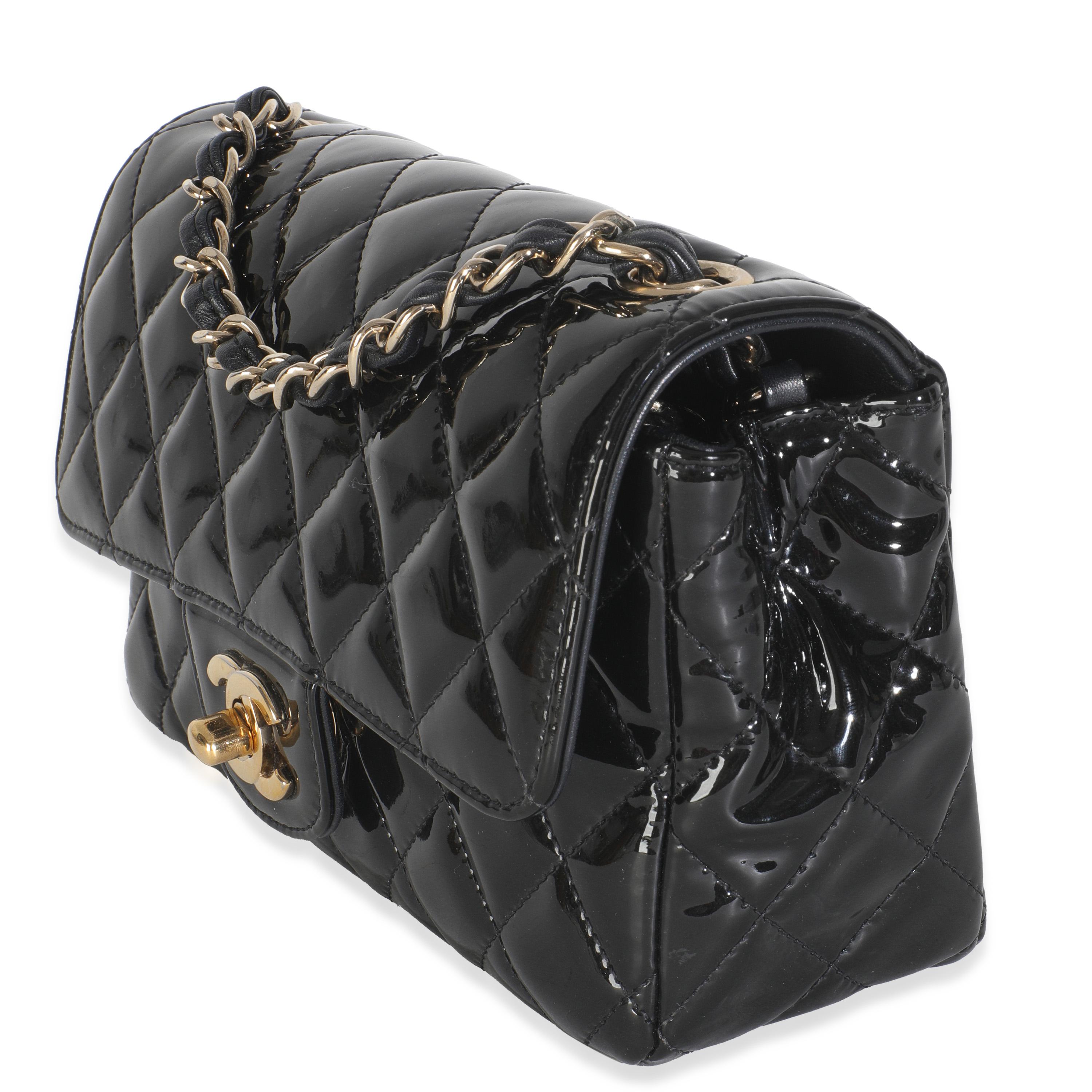 Chanel Black Quilted Patent Mini Rectangular Flap Bag Bon état - En vente à New York, NY