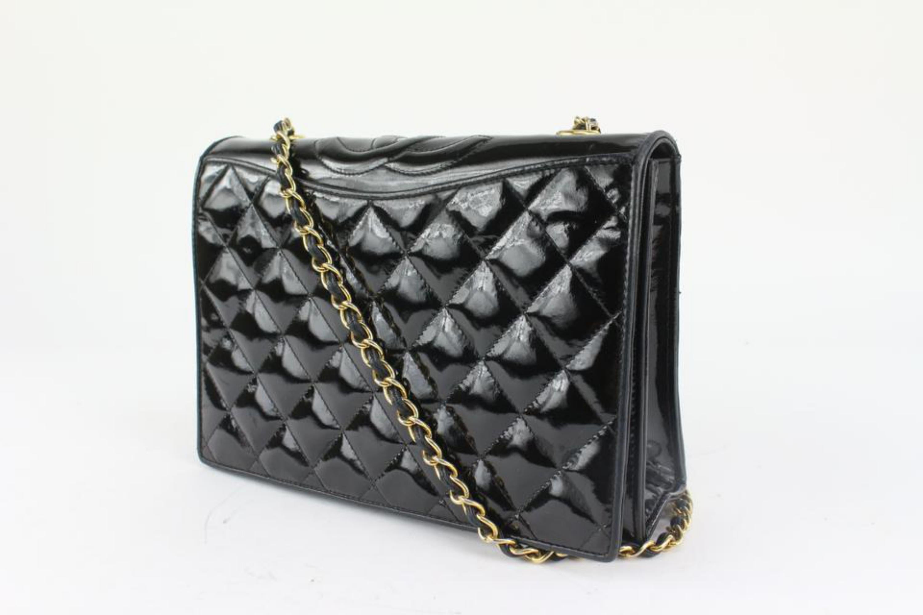 Chanel Black Quilted Patent Round Top CC Flap Bag 1215c45 For Sale 5