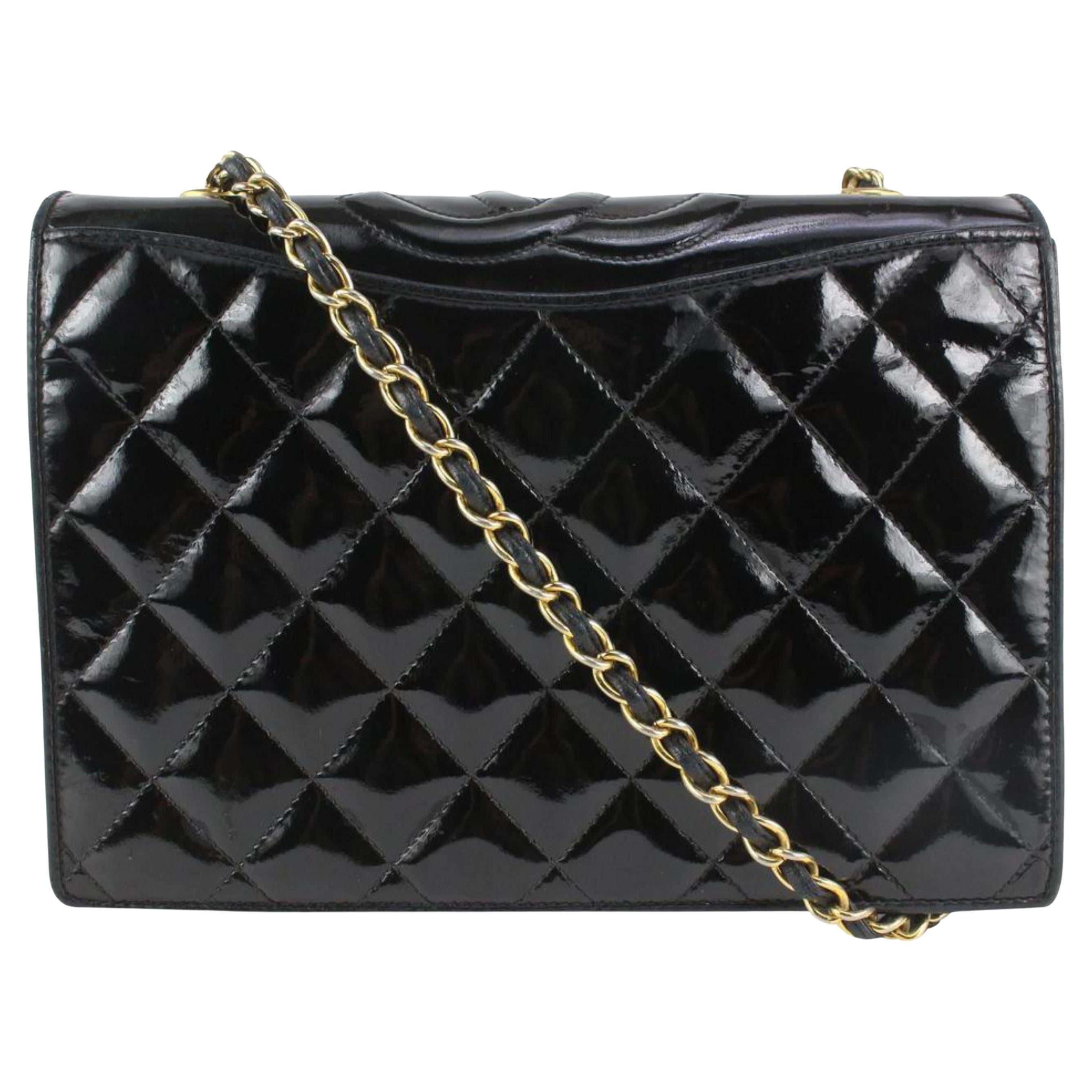 Chanel Black Quilted Patent Round Top CC Flap Bag 1215c45 For Sale