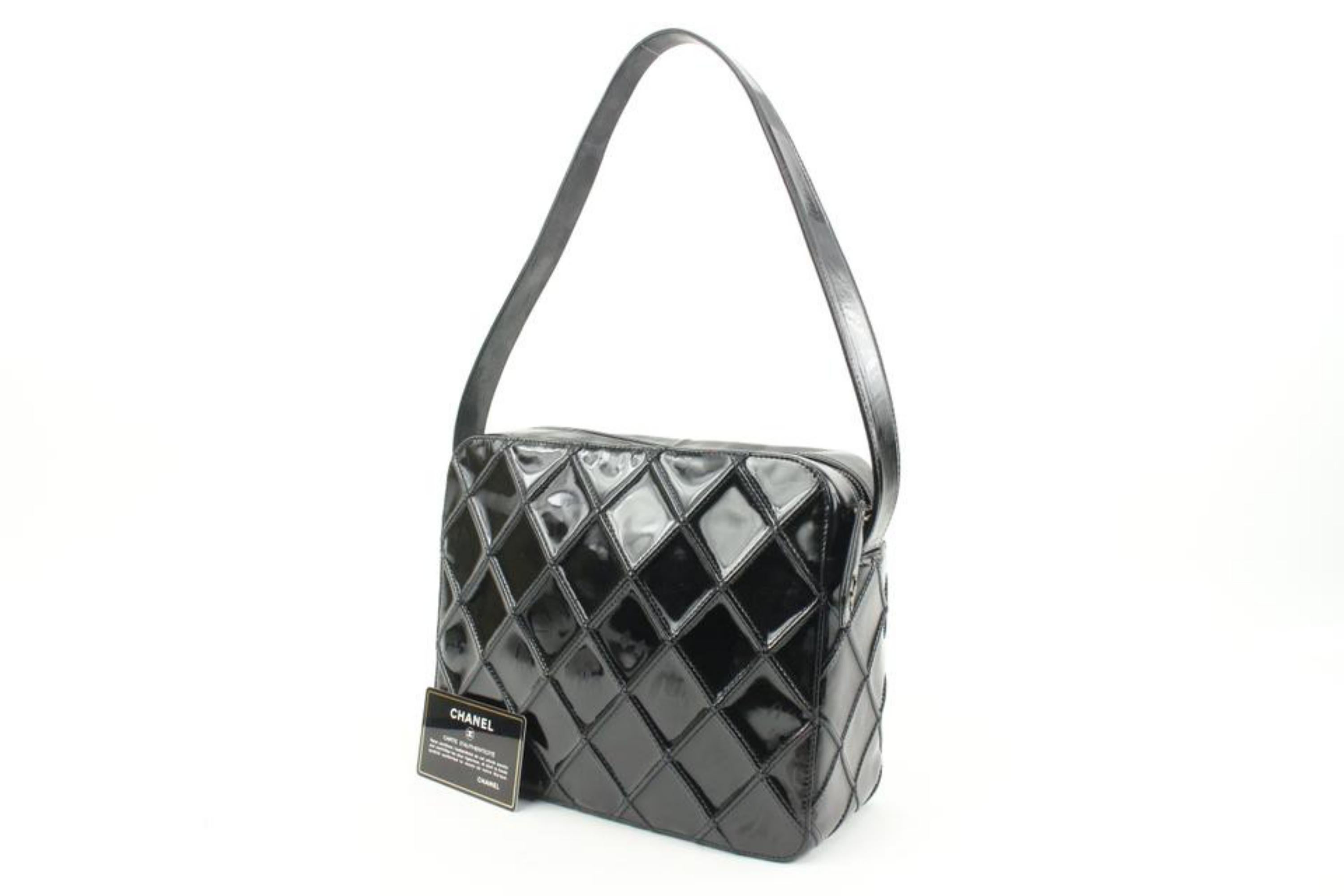 Chanel Black Quilted Patent Shoulder Bag 4c131s
Date Code/Serial Number: 6160800
Made In: Italy
Measurements: Length:  9.75