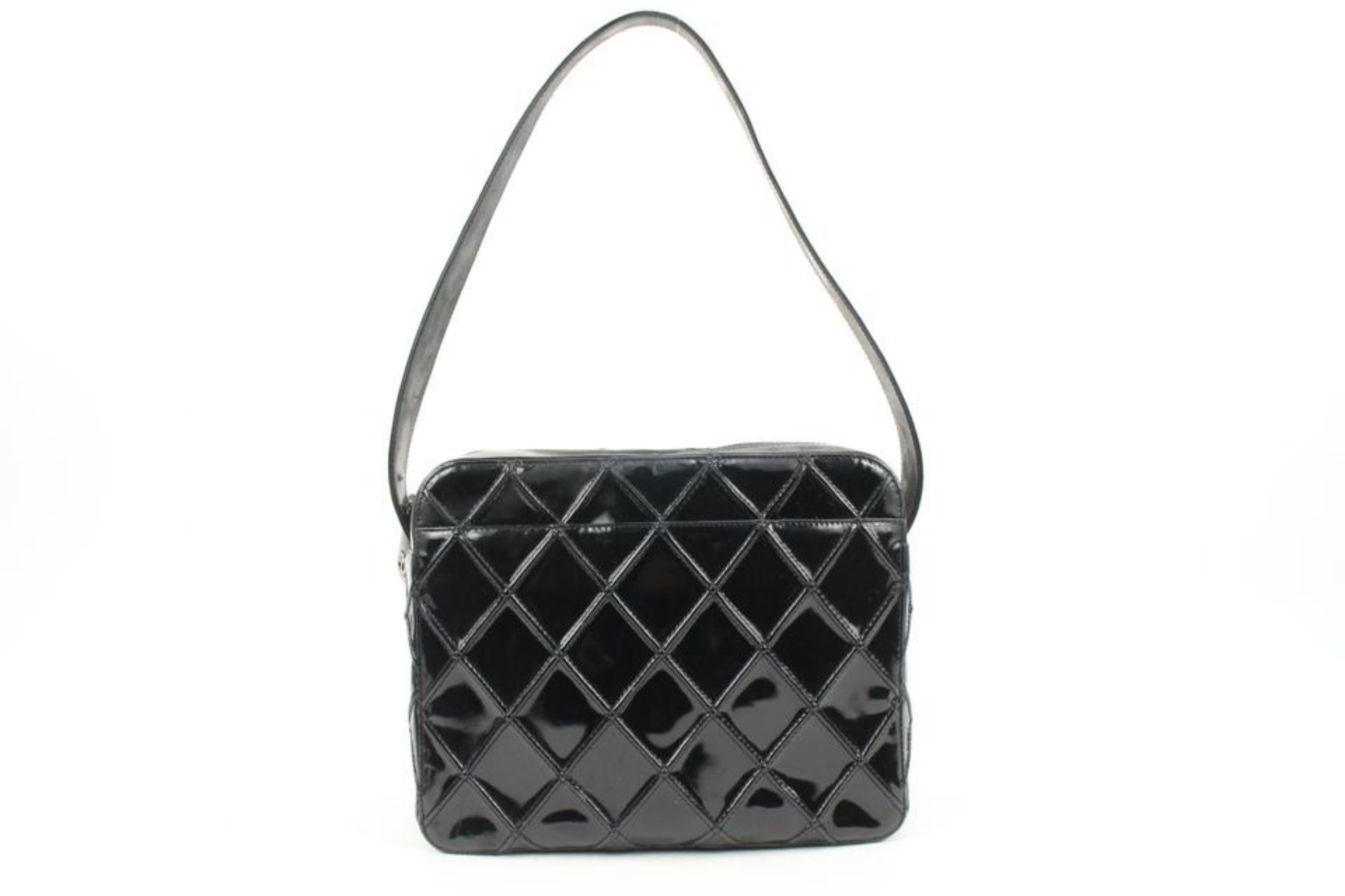 Chanel Black Quilted Patent Shoulder Bag 4c131s For Sale 2