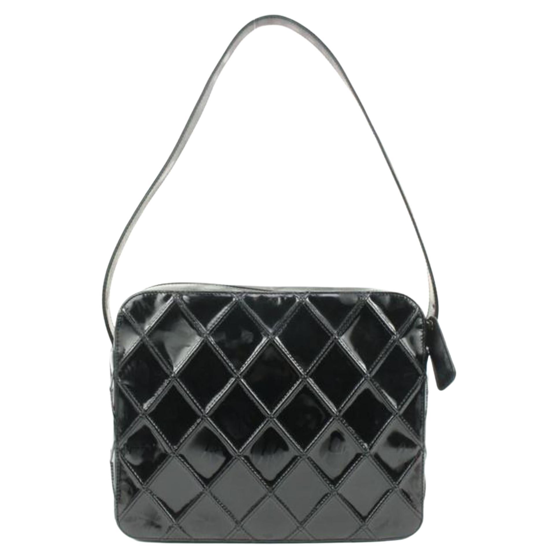 Chanel Black Quilted Patent Shoulder Bag 4c131s For Sale