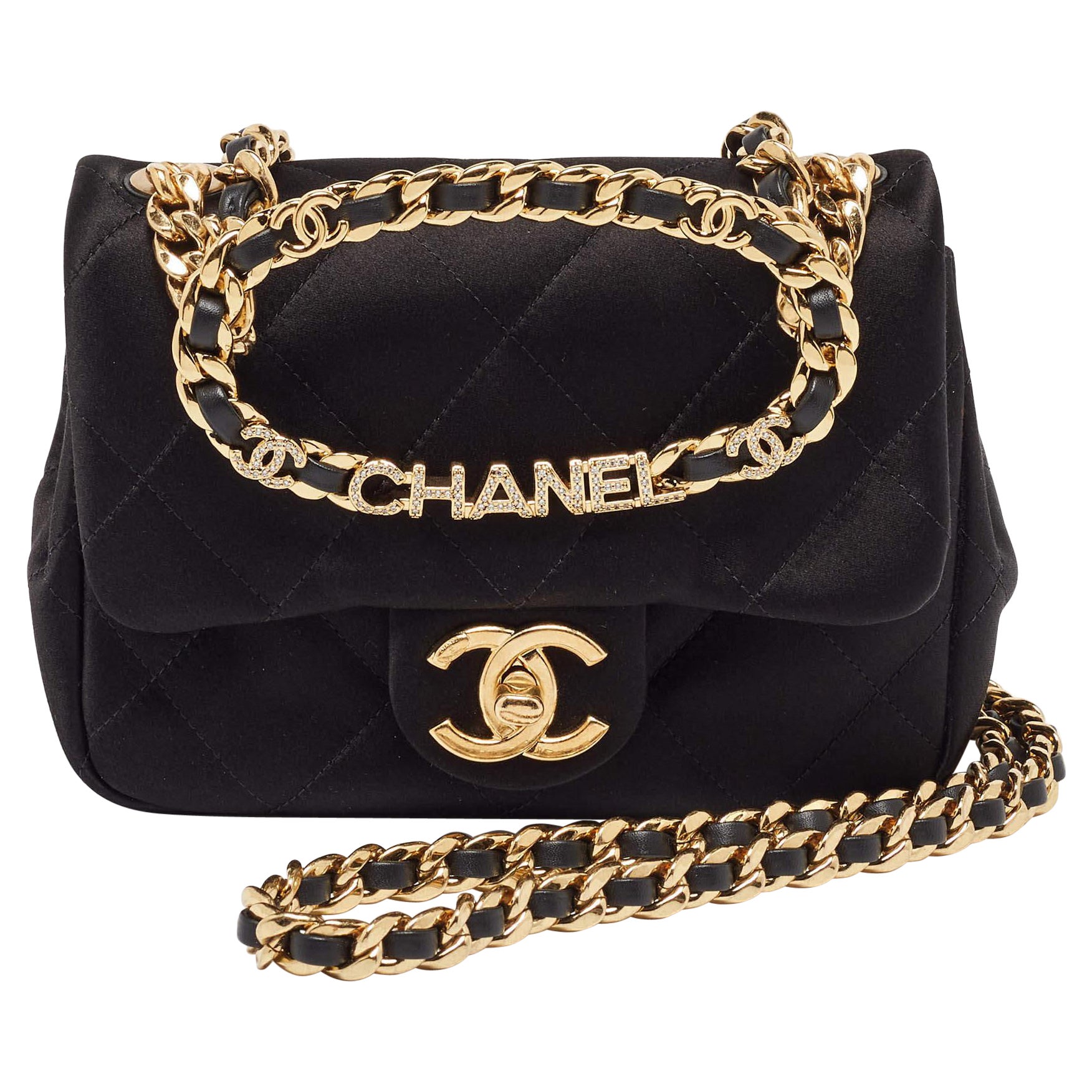 Chanel Bolso con Solapa de Asa Superior de Satén Acolchado Negro