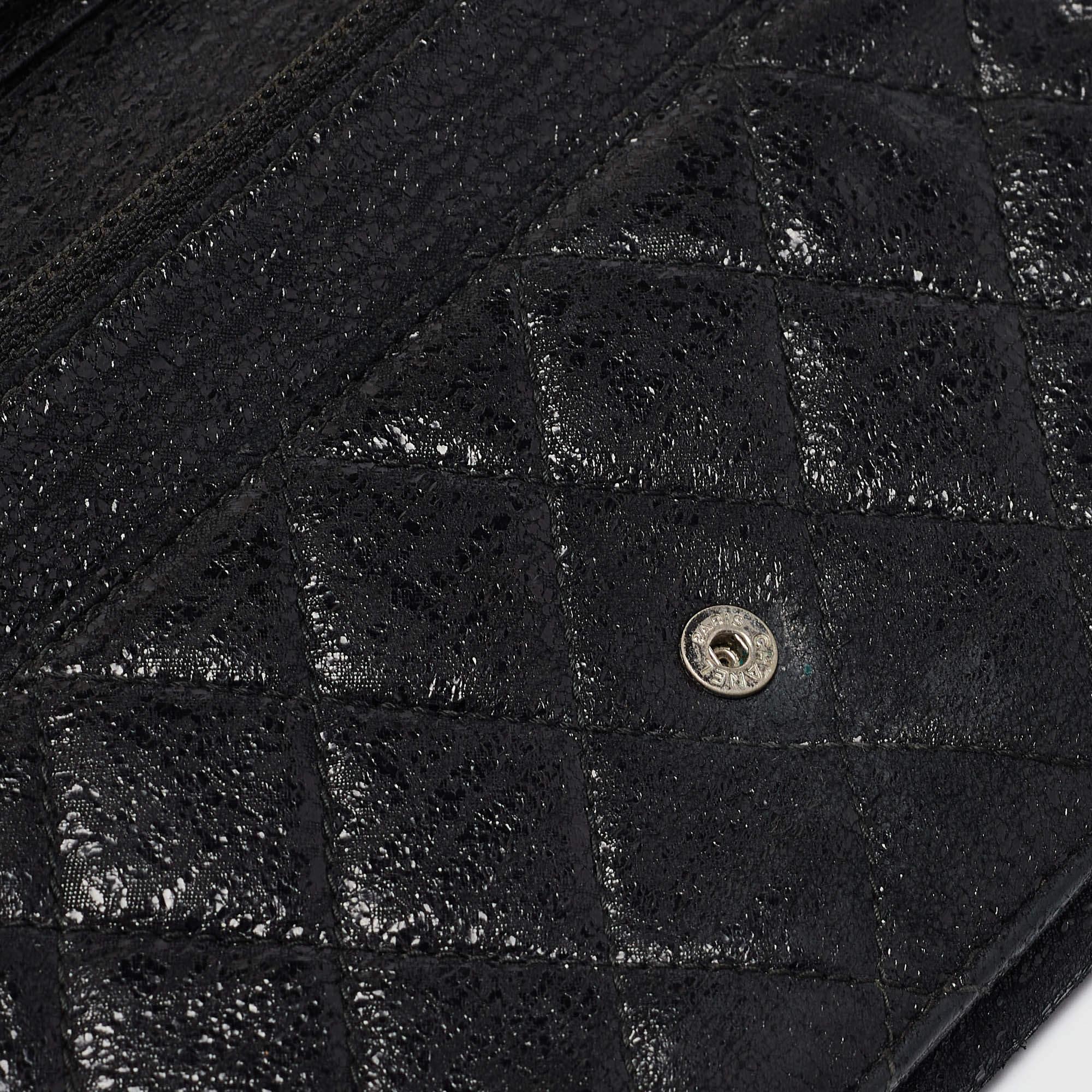 Chanel Black Quilted Shimmering Leather WOC Clutch Bag For Sale 3