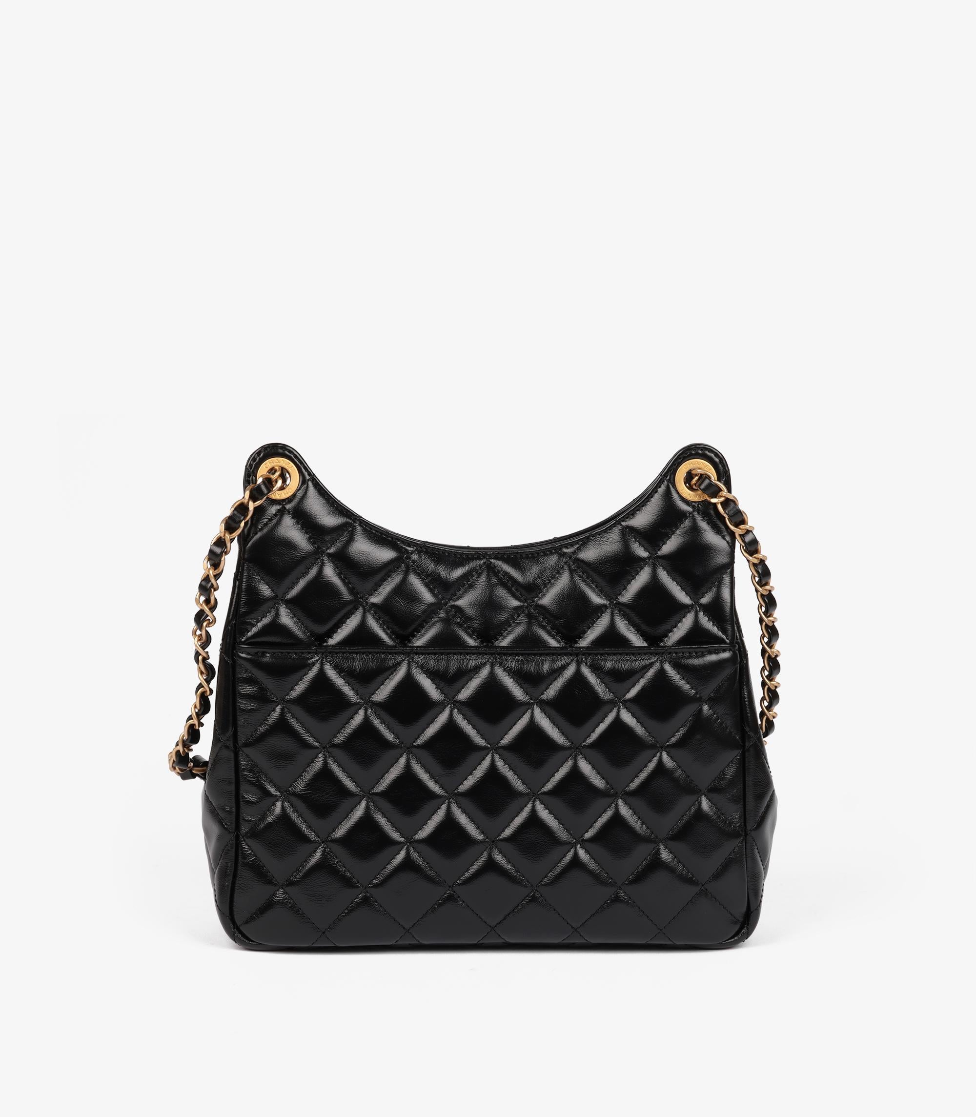 Chanel - Sac hobo moyen en cuir de veau vieilli matelassé noir Neuf - En vente à Bishop's Stortford, Hertfordshire