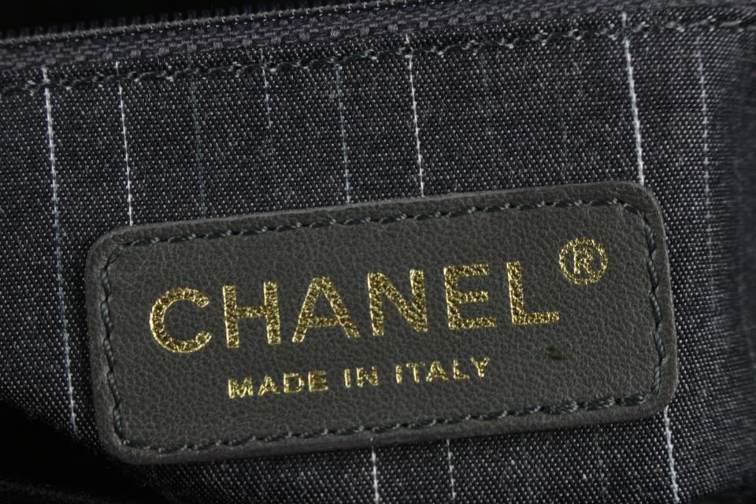 Chanel Black Quilted Suede Jumbo Reissue Flag Flap 115c5 For Sale 7