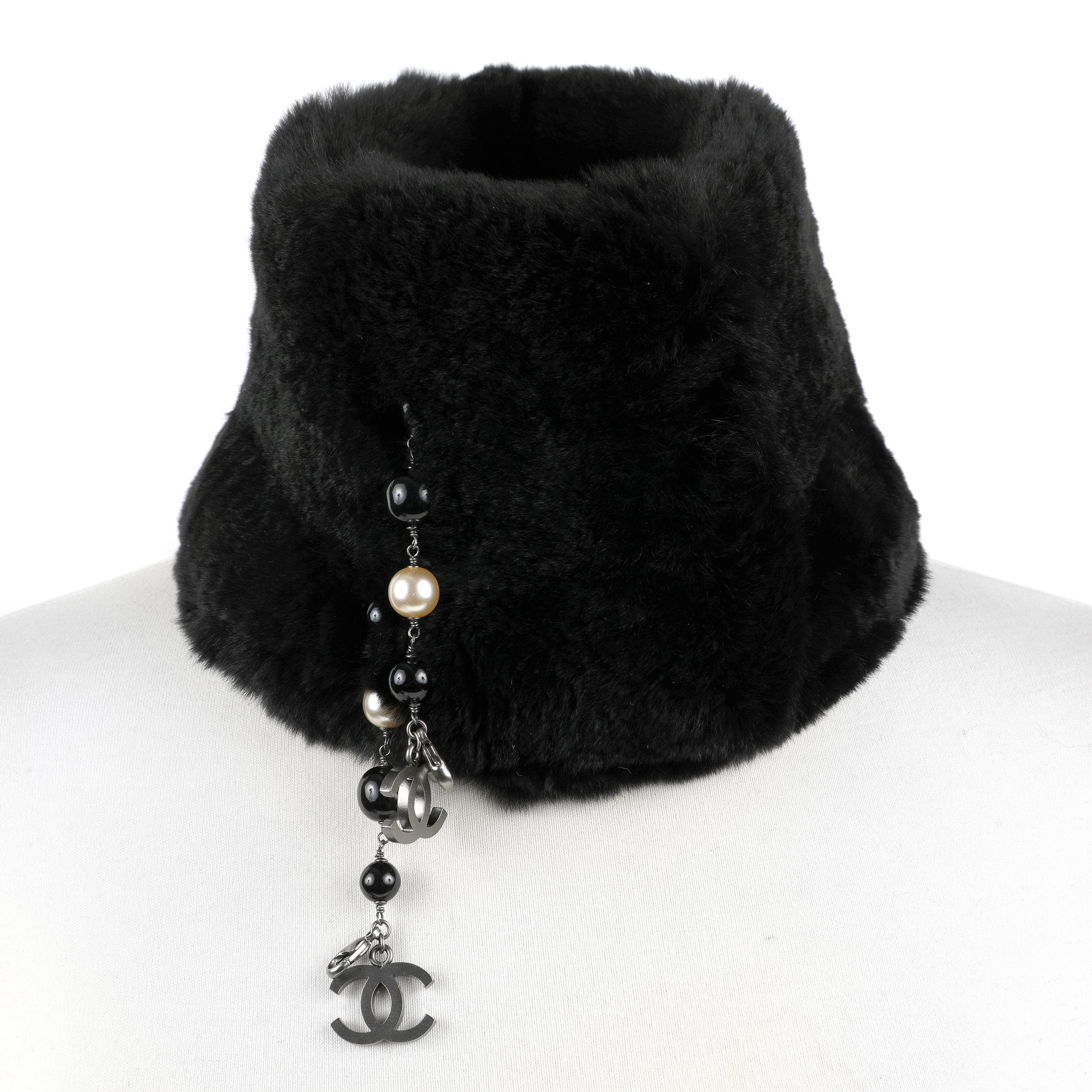 Chanel Black Rabbit Fur Collar with Pearls In Excellent Condition For Sale In Palm Beach, FL
