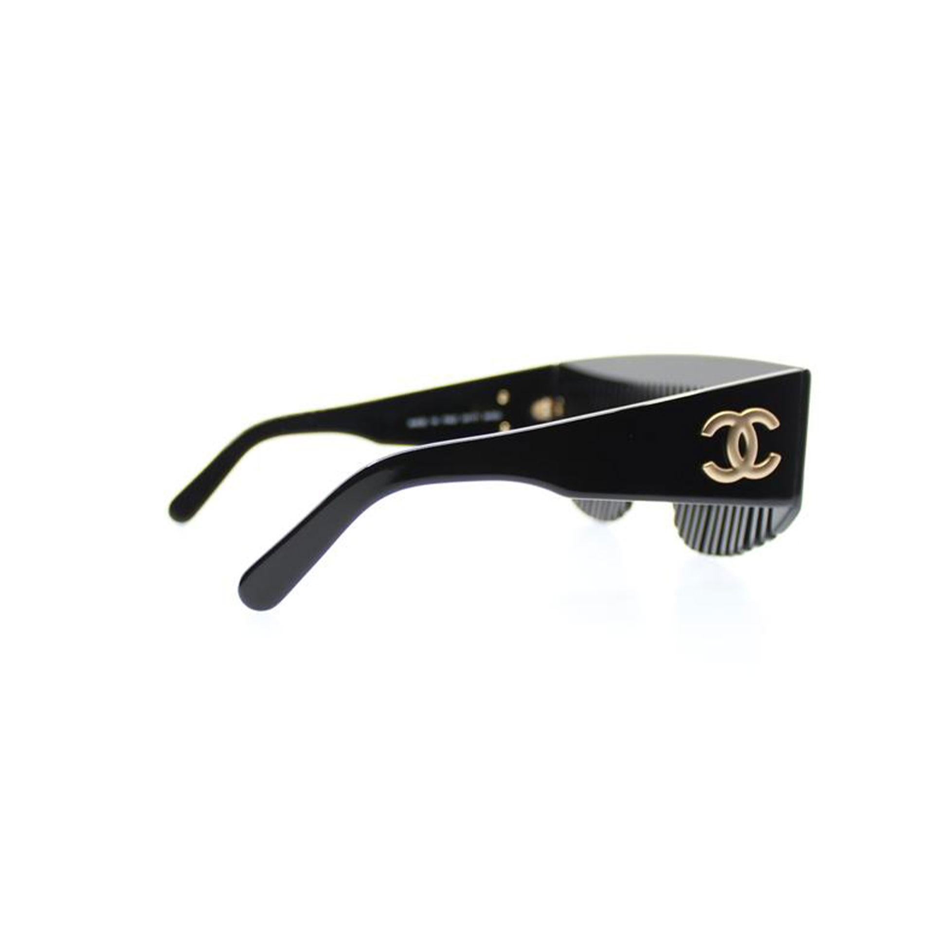 Chanel - Lunettes de soleil vintage rares et rares, édition limitée, issue d'un défilé, années 90 Bon état - En vente à Miami, FL