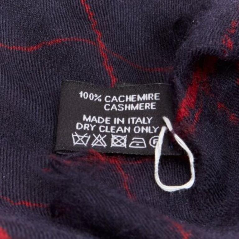 CHANEL black red CC logo diamond quilt print soft warm raw edge scarf For Sale 4