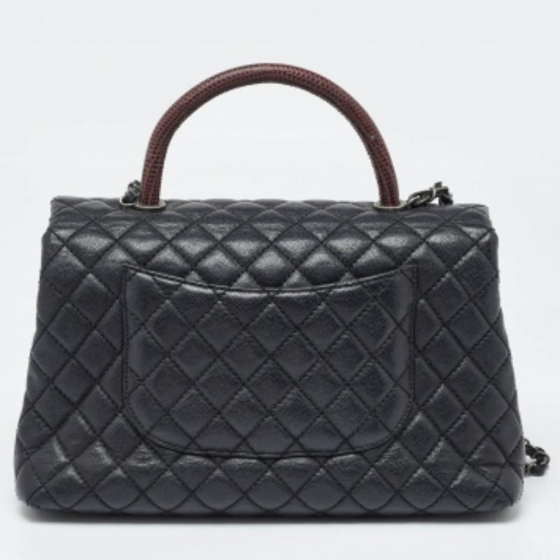 Chanel Schwarz/Rot Gestepptes Kaviarleder und Eidechse Medium Coco Top Handle Bag im Angebot 2